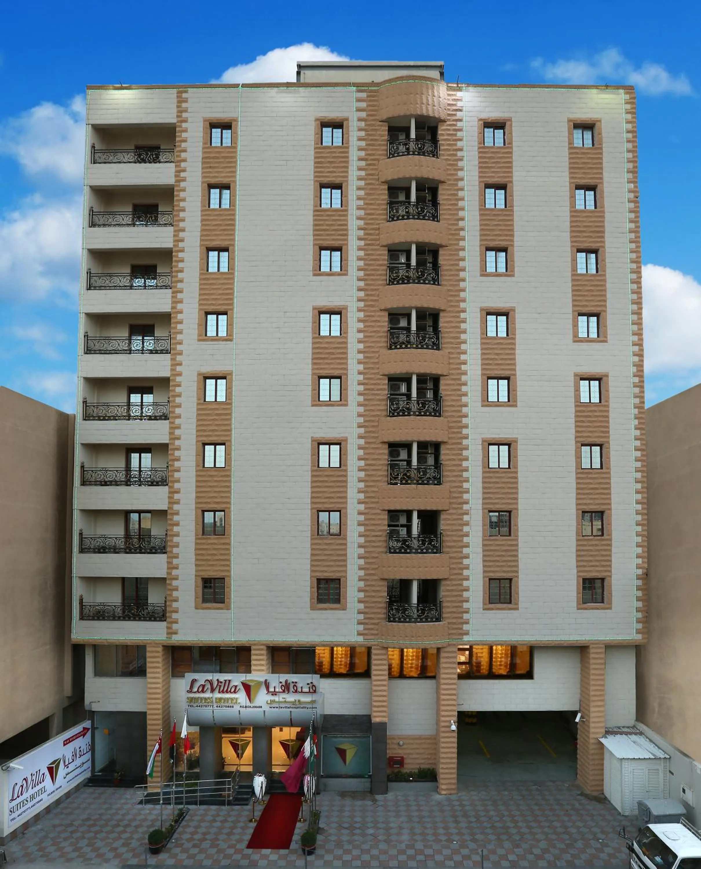 Facade/entrance in La Villa Suites Hotel