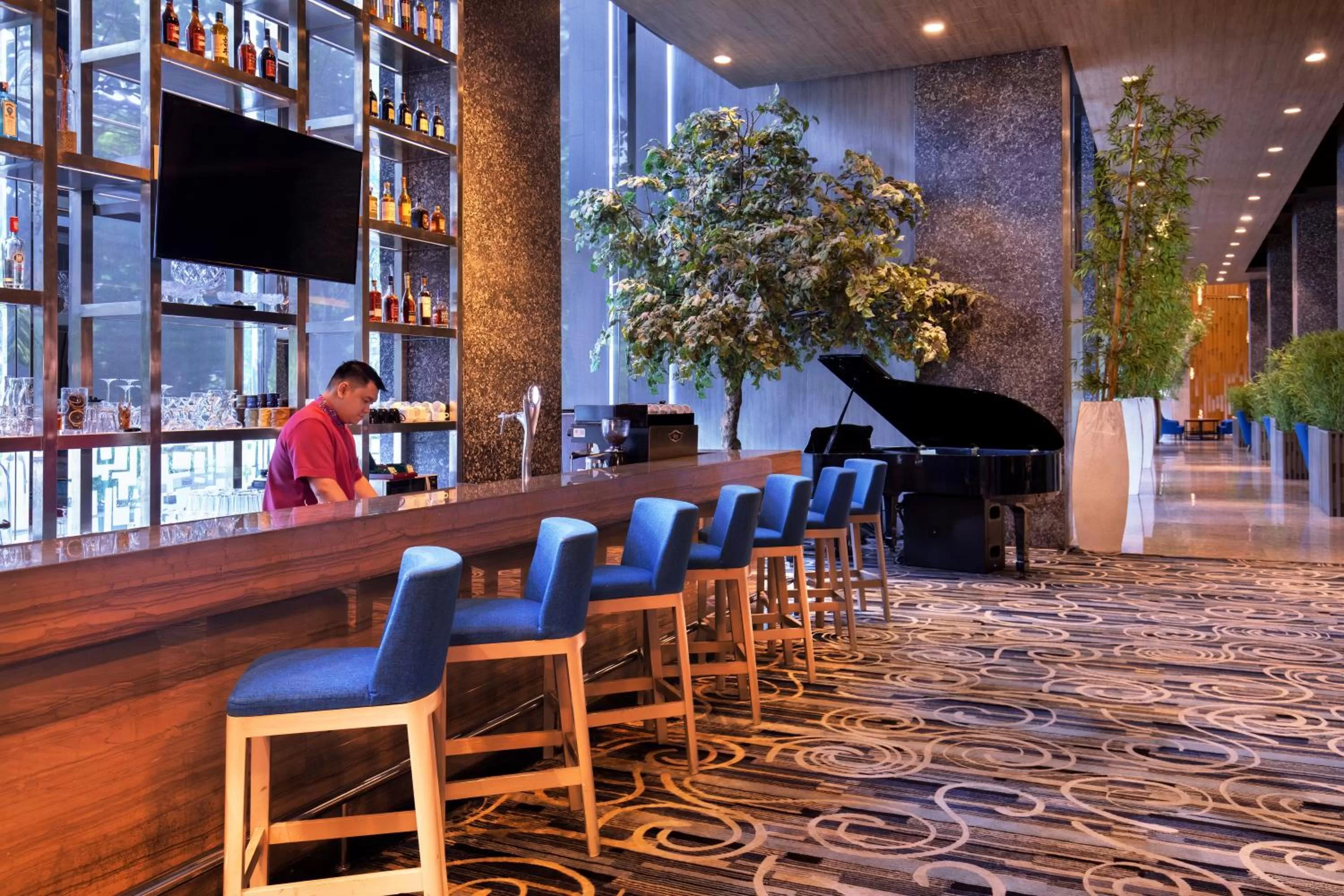 Lounge or bar in Grand Mercure Jakarta Kemayoran