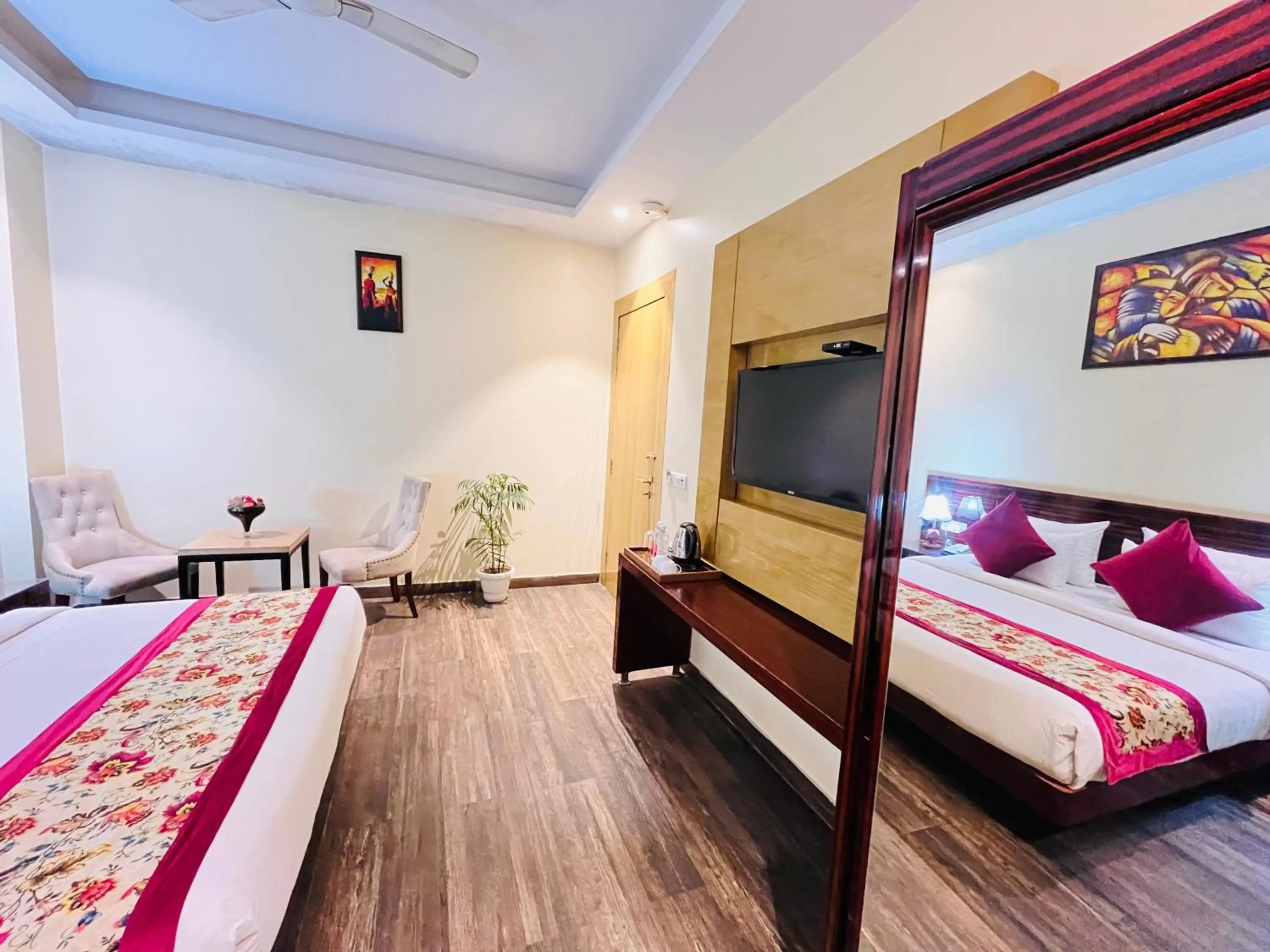 Bed in Hotel Banz near Delhi Airport