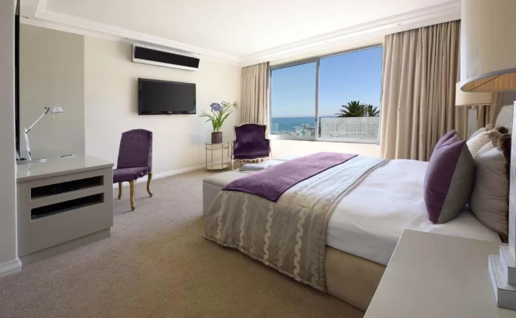 Standard Double or Twin Room in The Clarendon - Bantry Bay