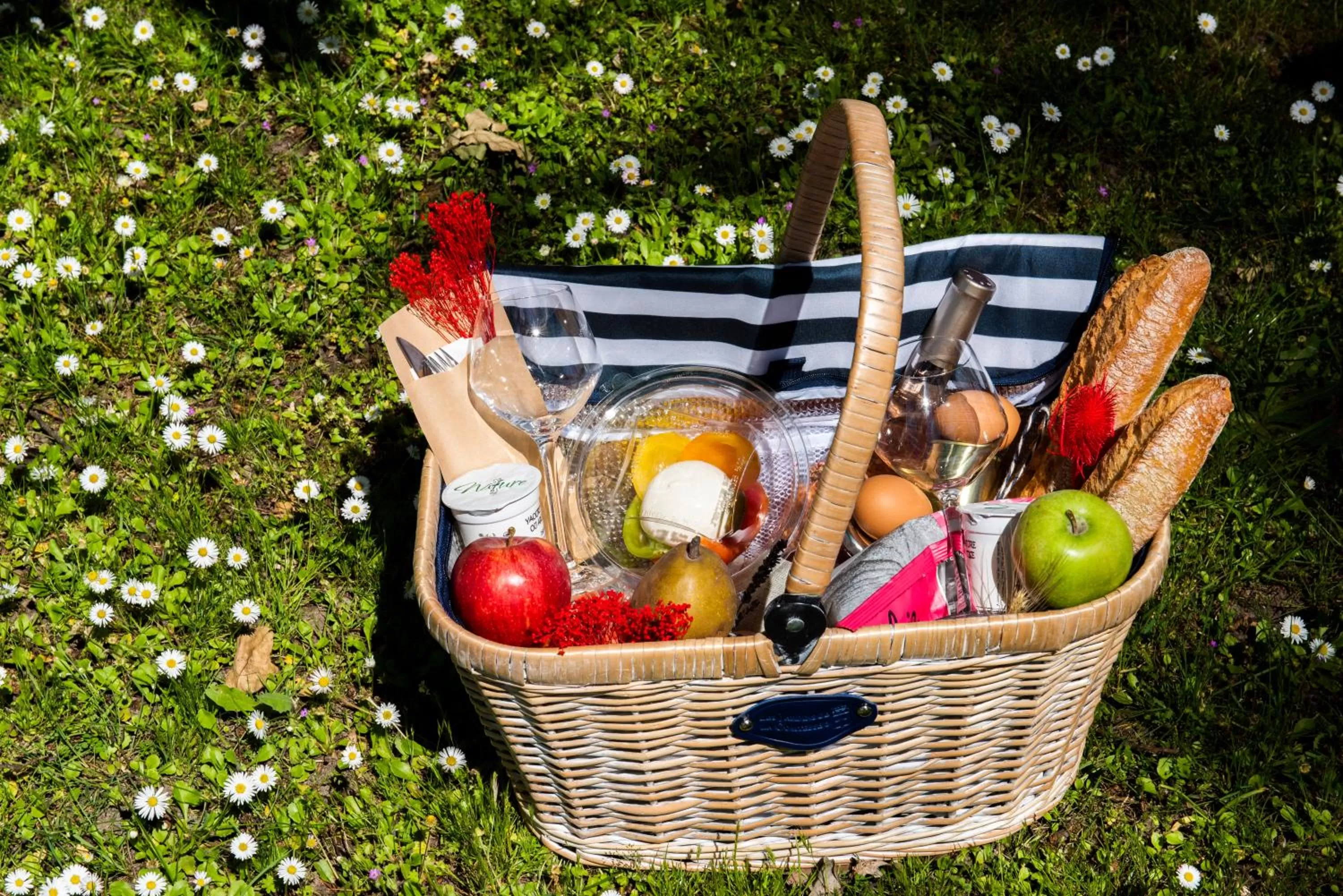 Restaurant/places to eat in Novotel Orléans Chemins De Sologne Demeures De Campagne