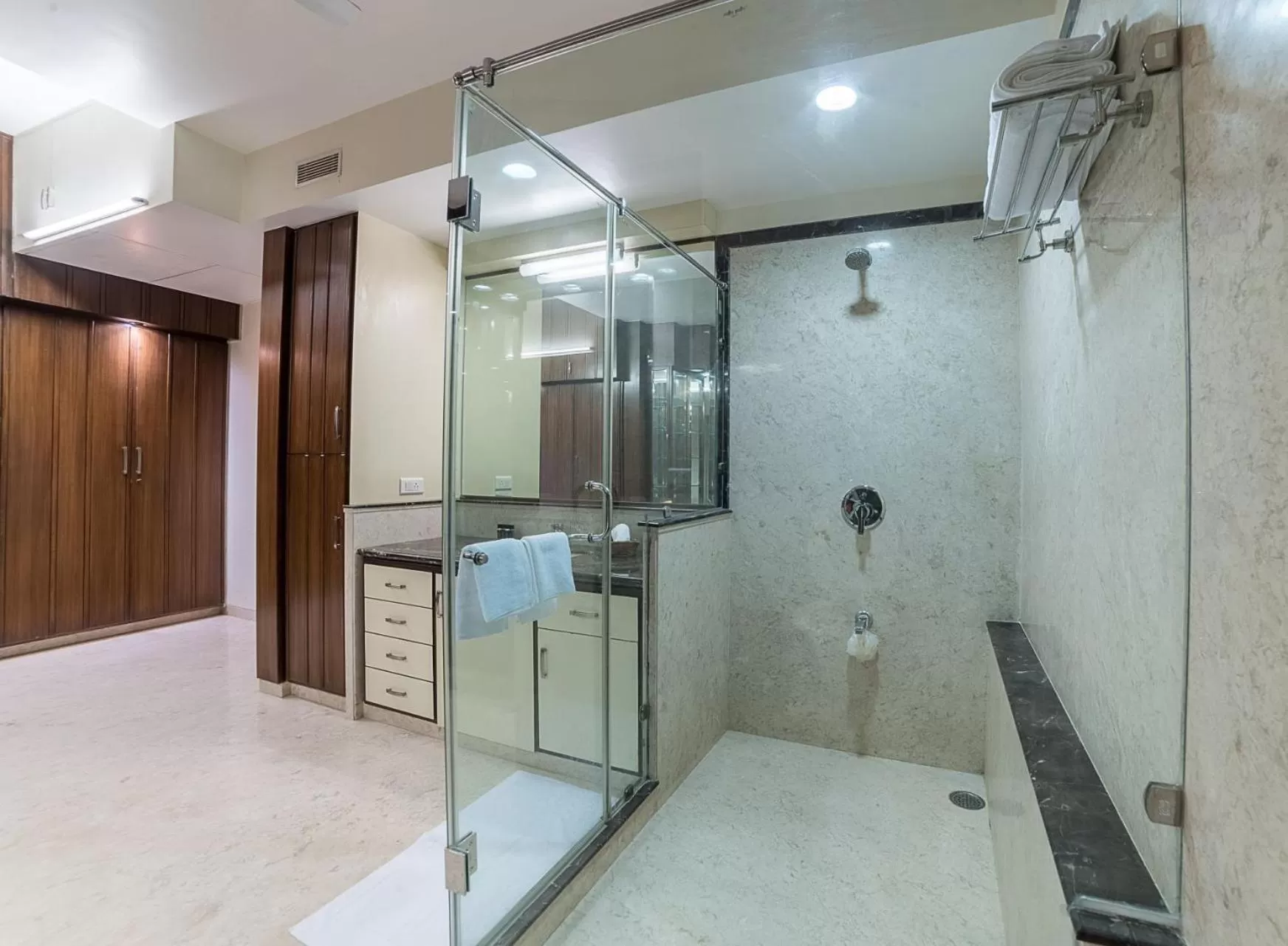 Bathroom in The Almond Tree