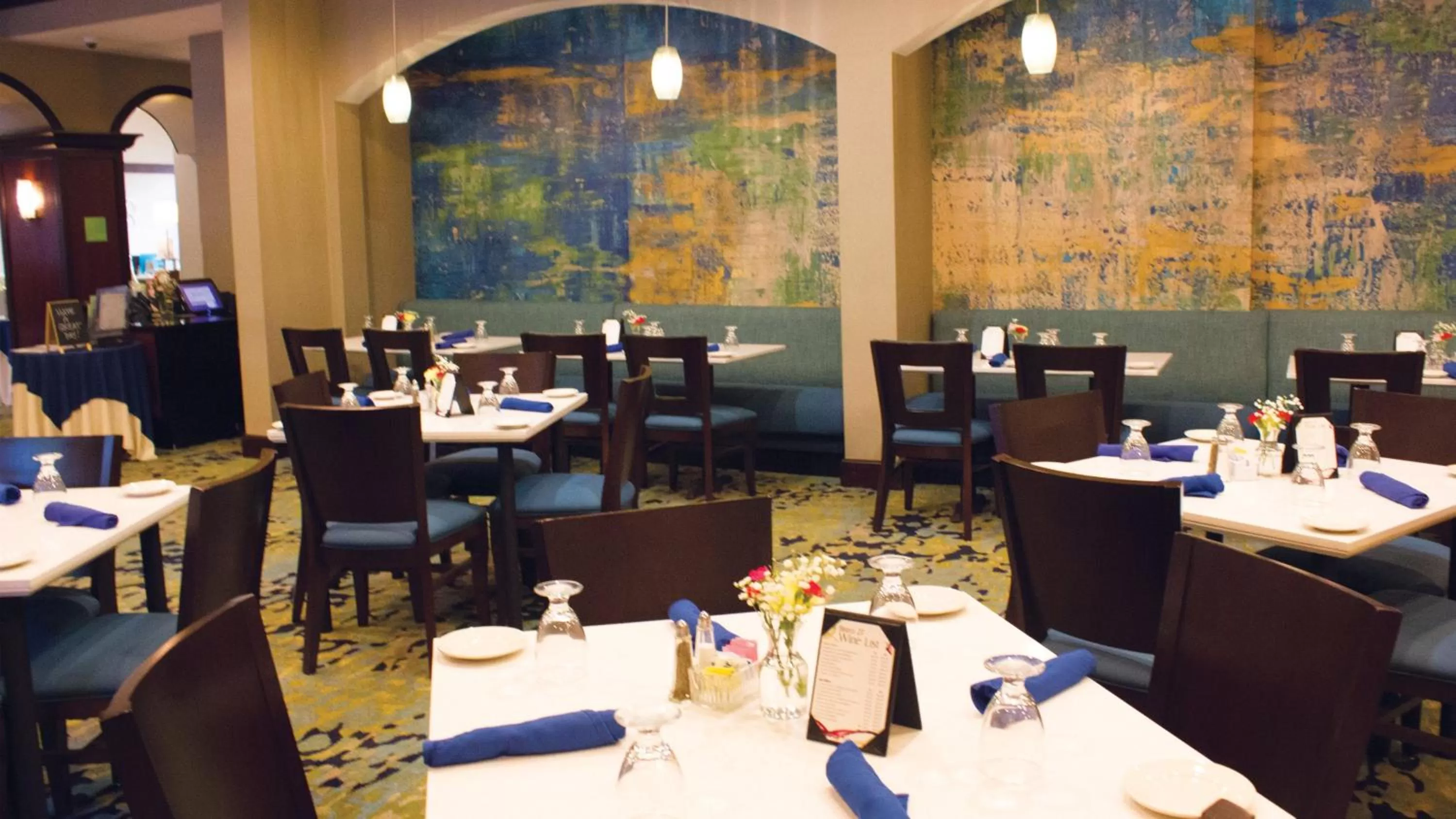 Restaurant/places to eat in Holiday Inn Hotel & Suites Tallahassee Conference Center North by IHG