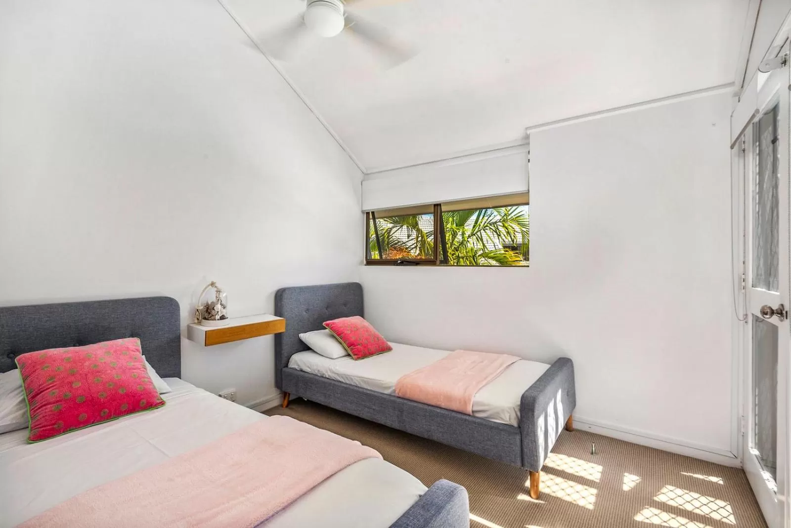 Bed in Glen Eden Beach Resort