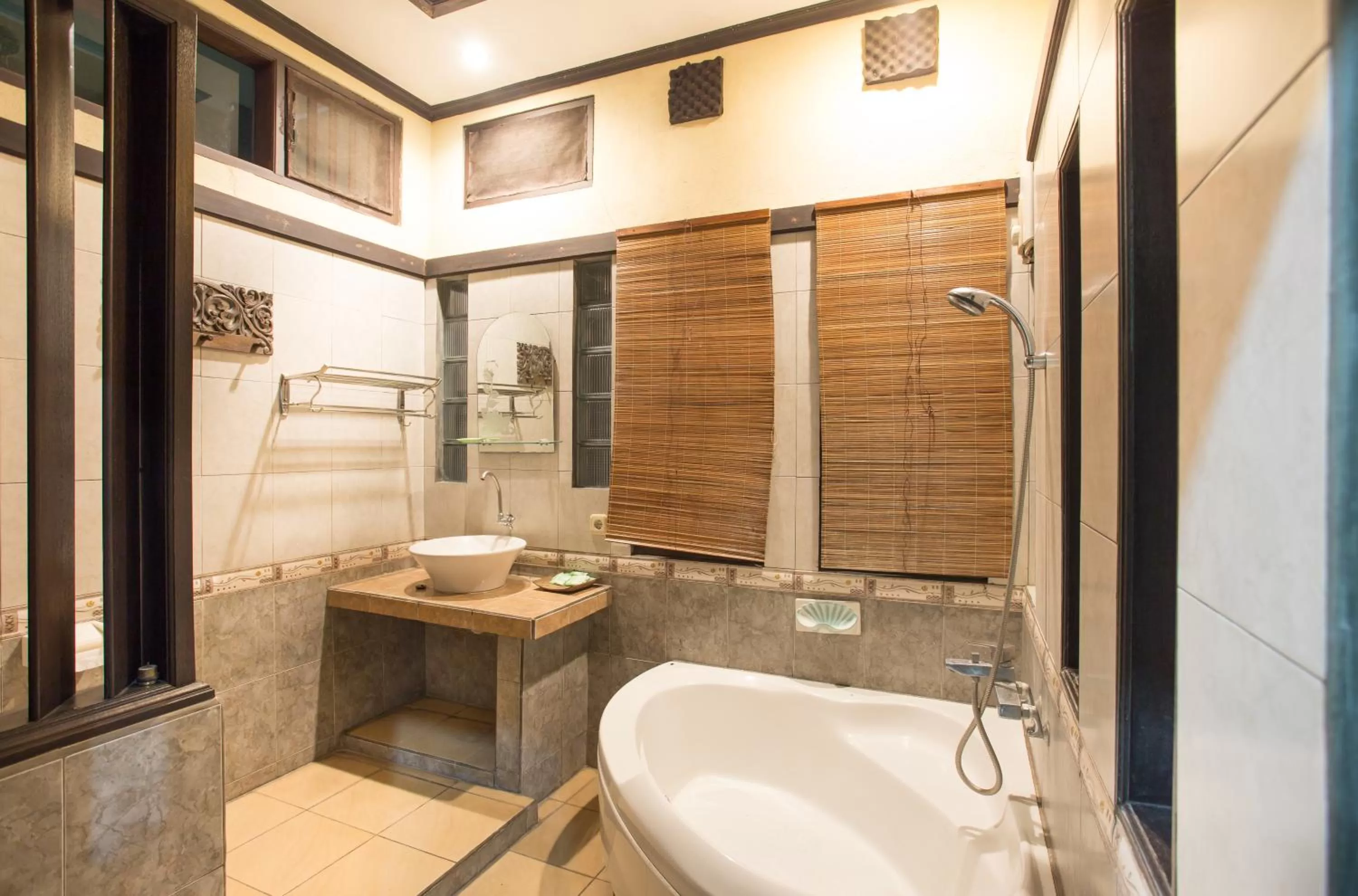 Bathroom in Grand Sehati & Spa, Ubud