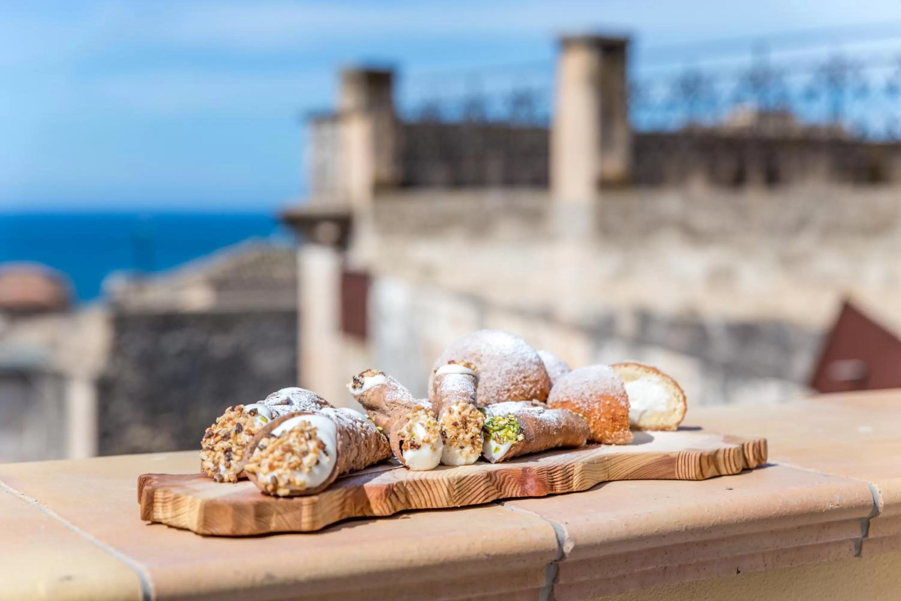 Breakfast in Kèramos Luxury Rooms