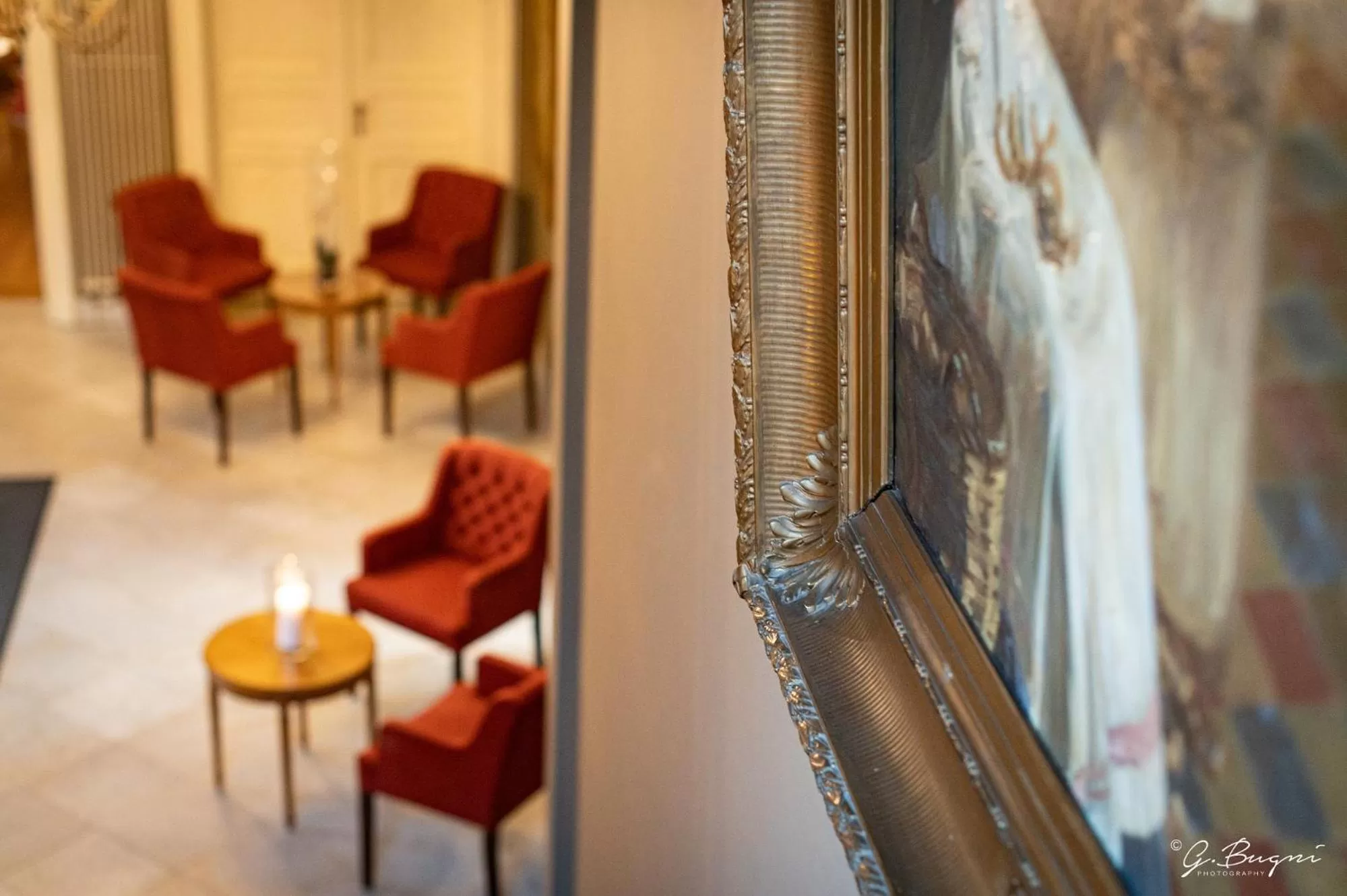 Decorative detail in La Villa des Fleurs