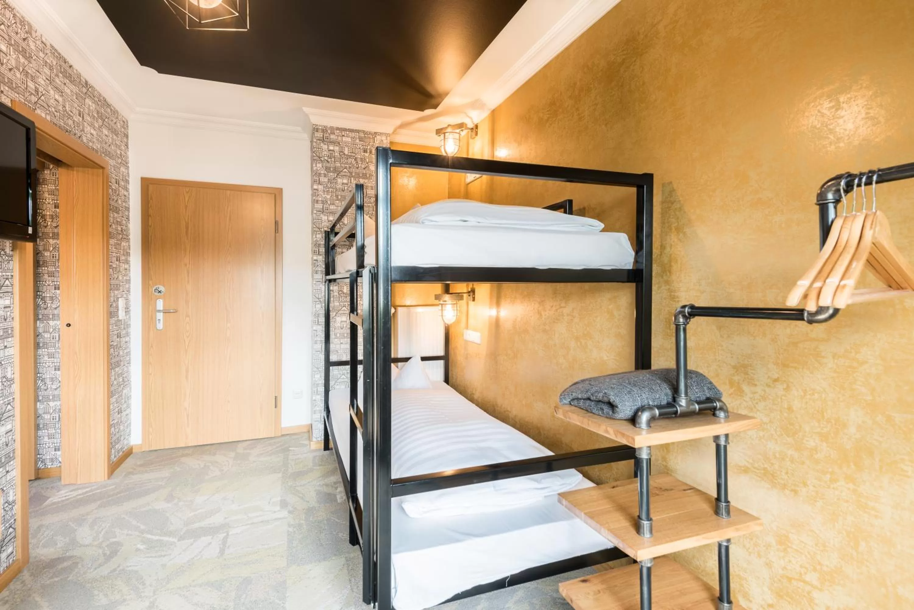 bunk bed, Bed in Engel Hotel Grill Bar