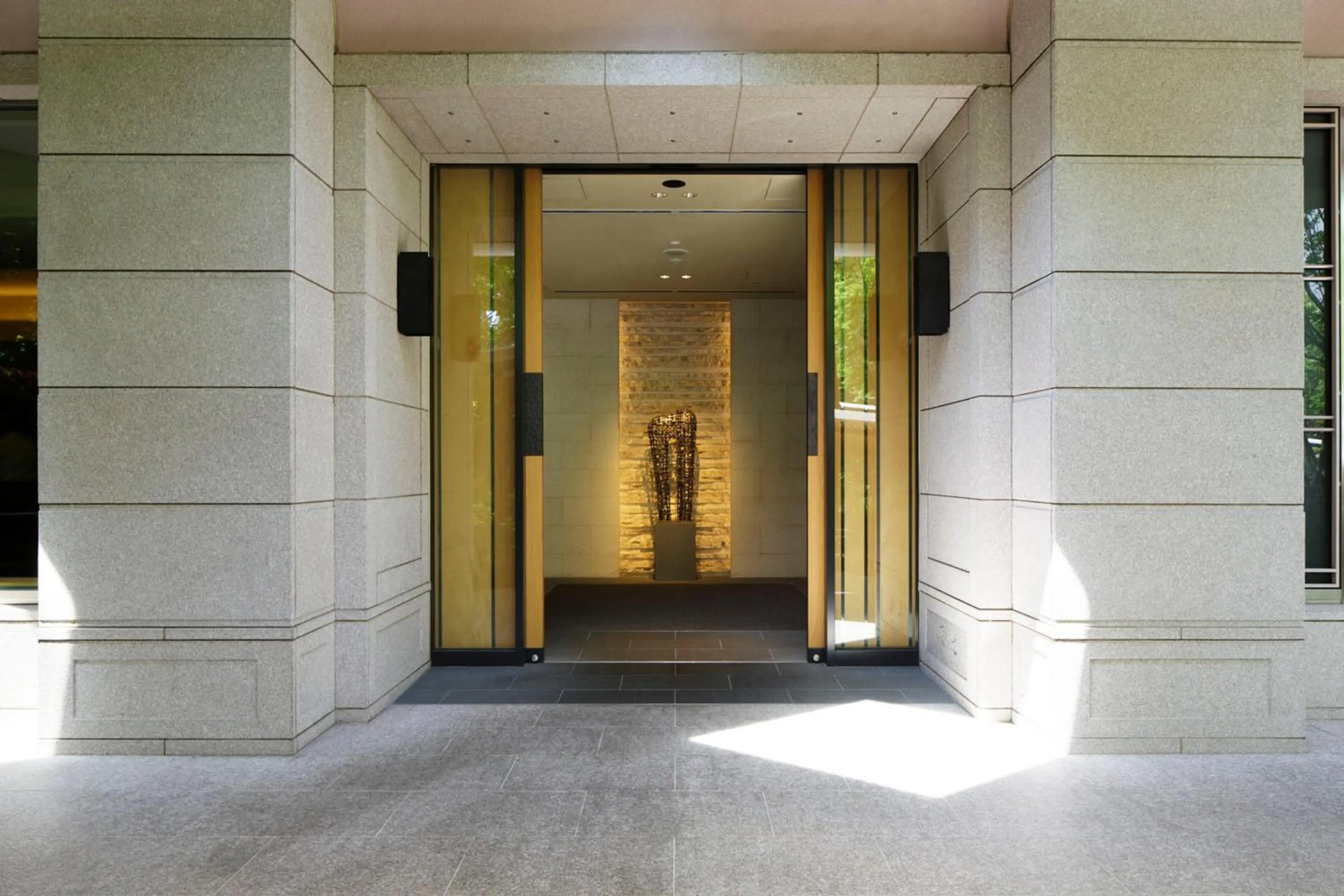 Facade/entrance in The Prince Sakura Tower Tokyo, Autograph Collection