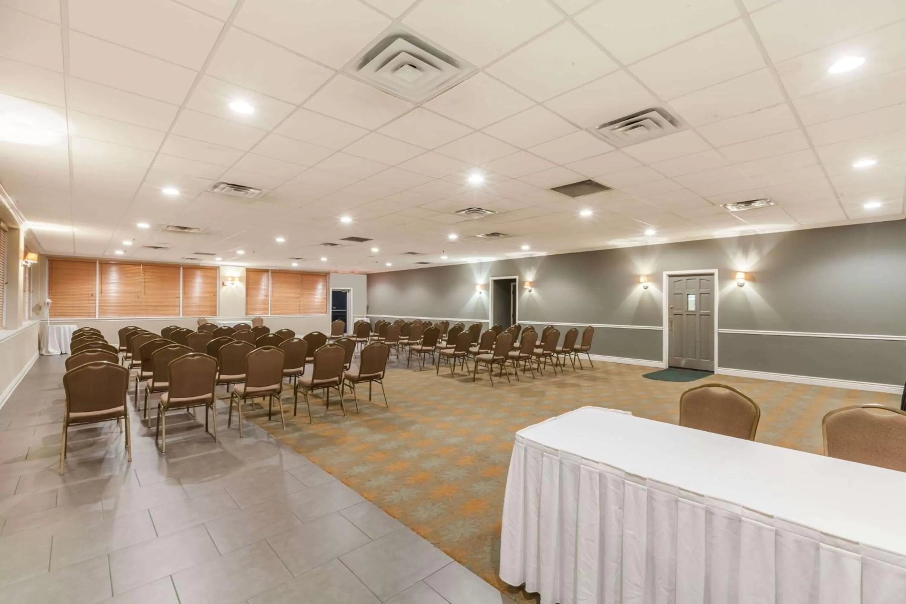 On site in Ramada by Wyndham New Iberia