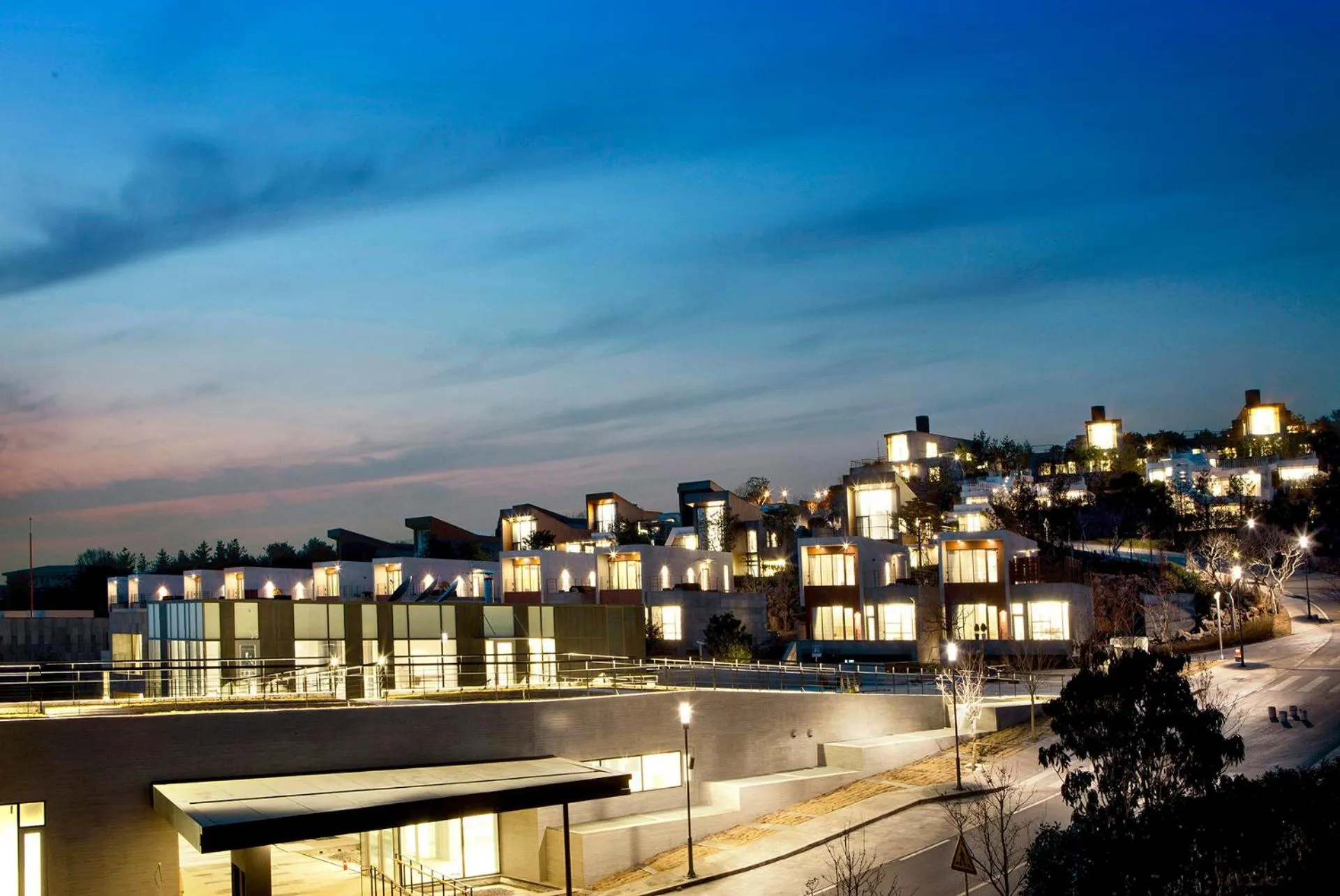 Property building in Lotte Resort Jeju Artvillas