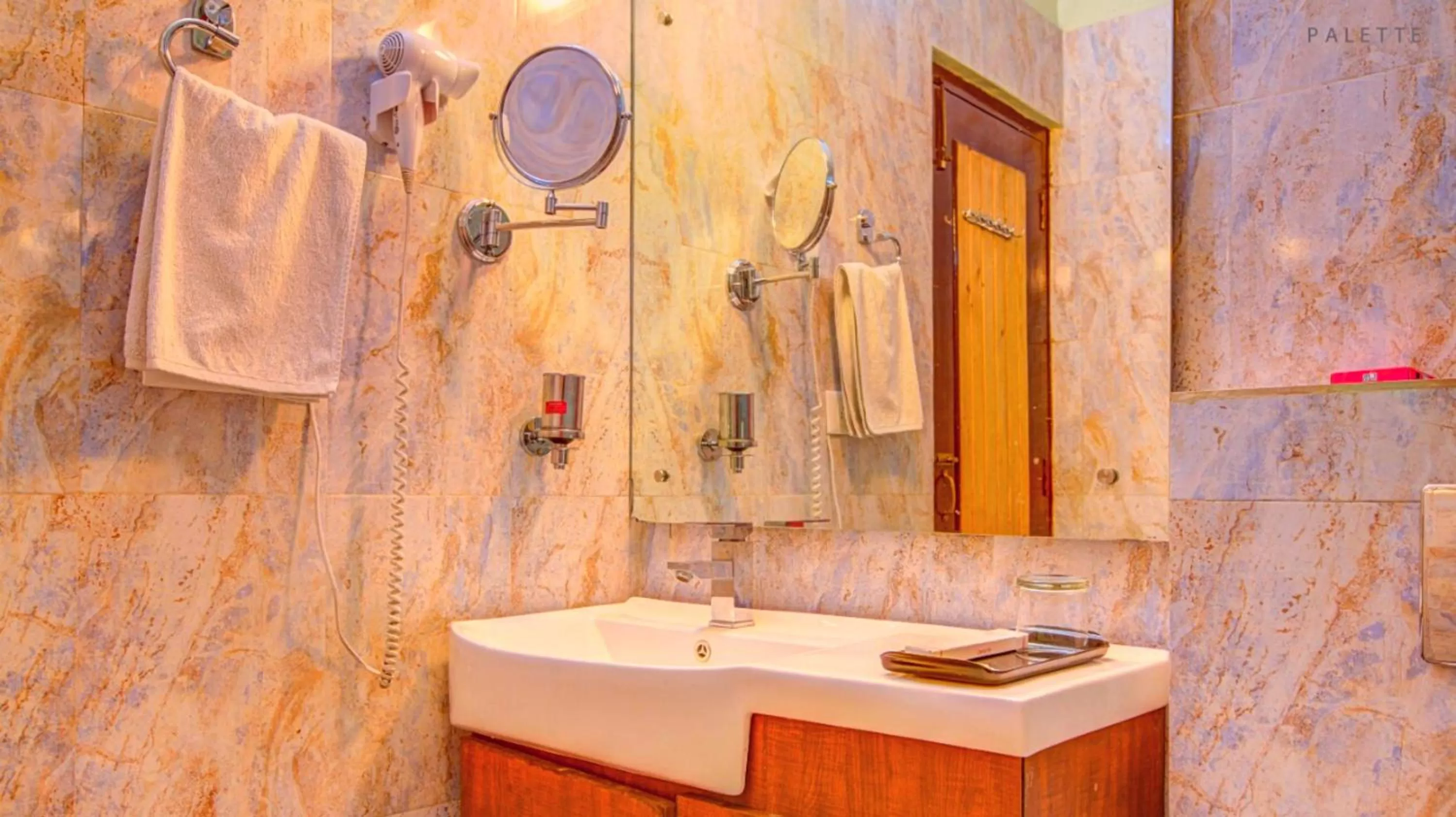 Bathroom in Pyramid Home Divine - A Wellness Resort