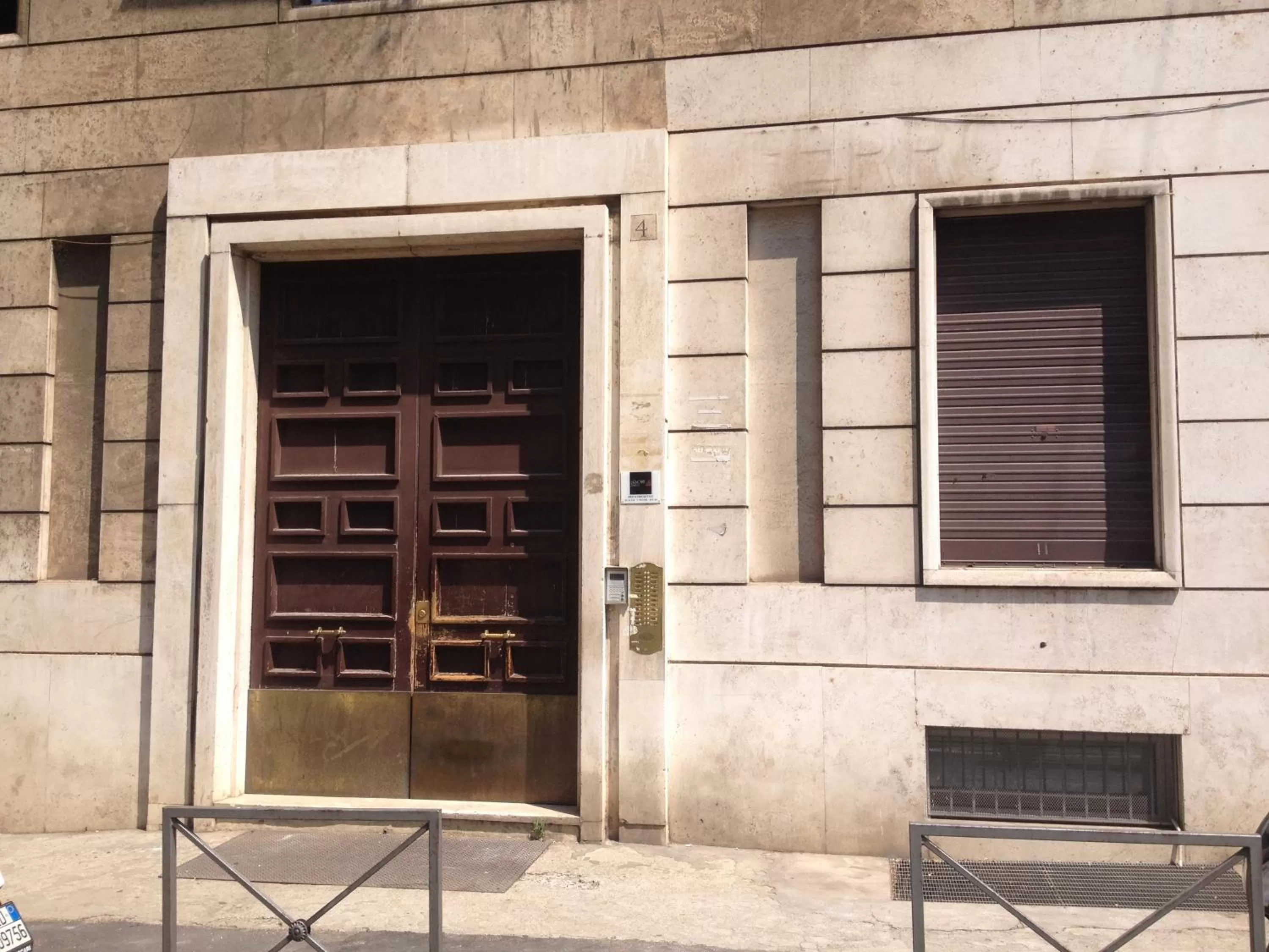 Property building in Little Rhome Suites