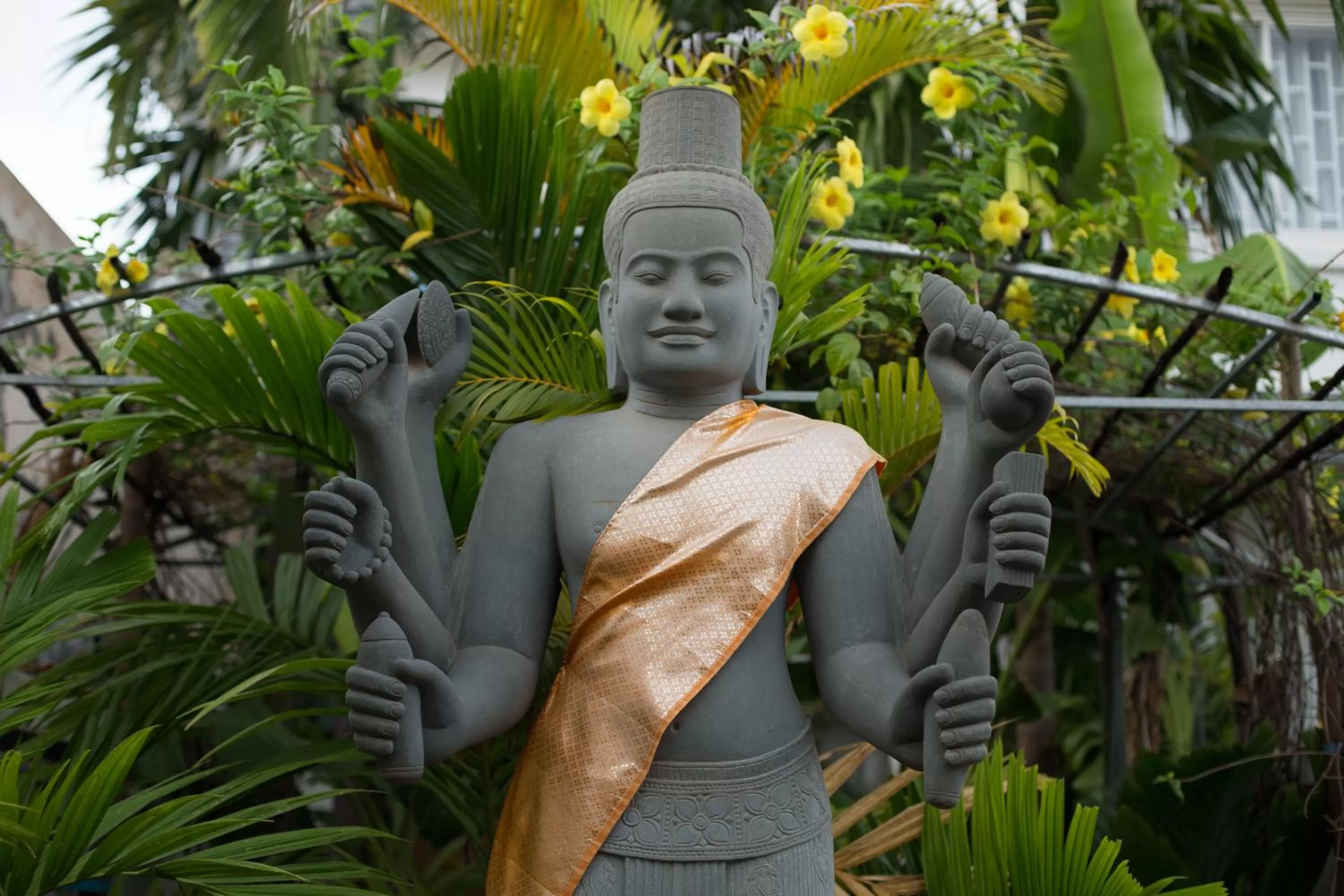 Place of worship in Bou Phanith Villa