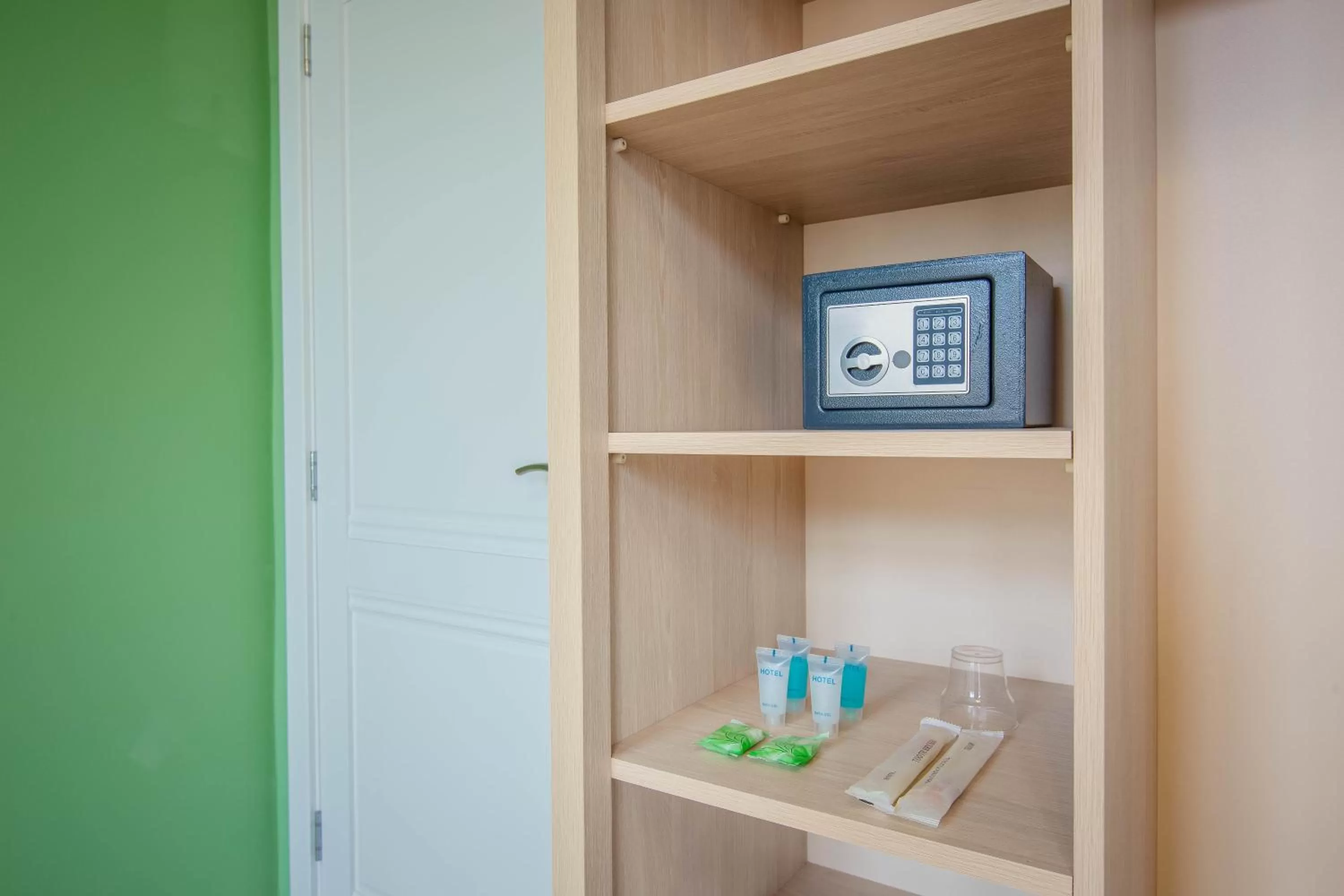 safe in Galaktioni 22