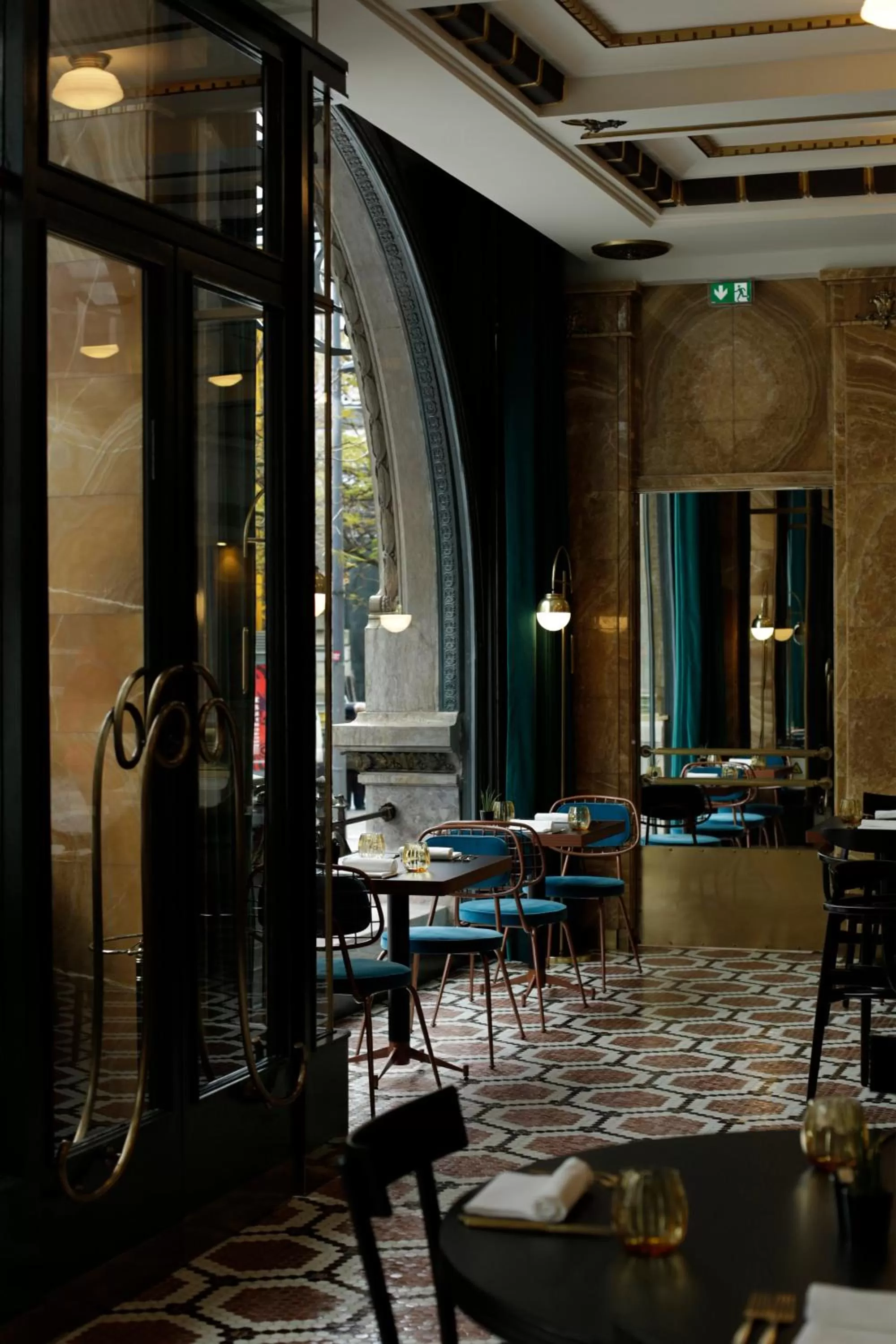 Restaurant/places to eat in Pestana Porto - A Brasileira, City Center & Heritage Building