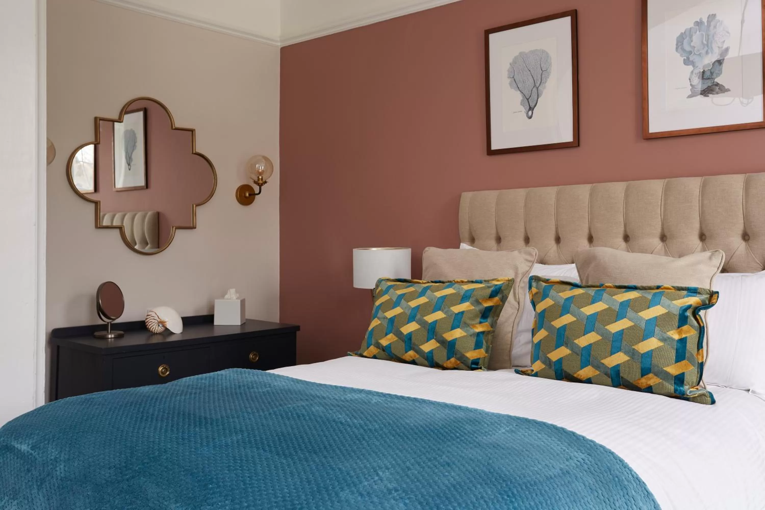 Bedroom, Bed in Sentry Mead Hotel