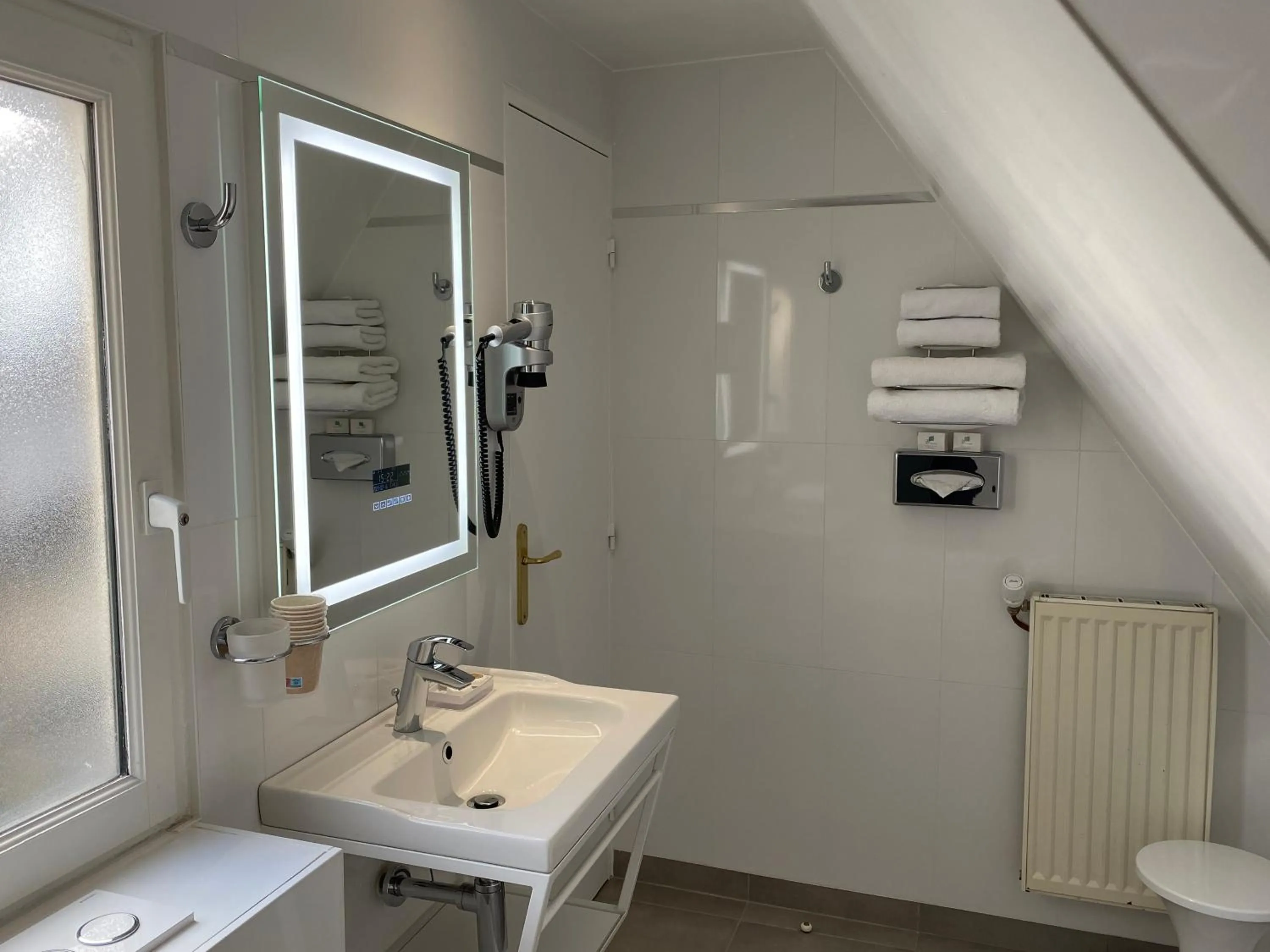 Bathroom in Austin's Saint Lazare Hotel