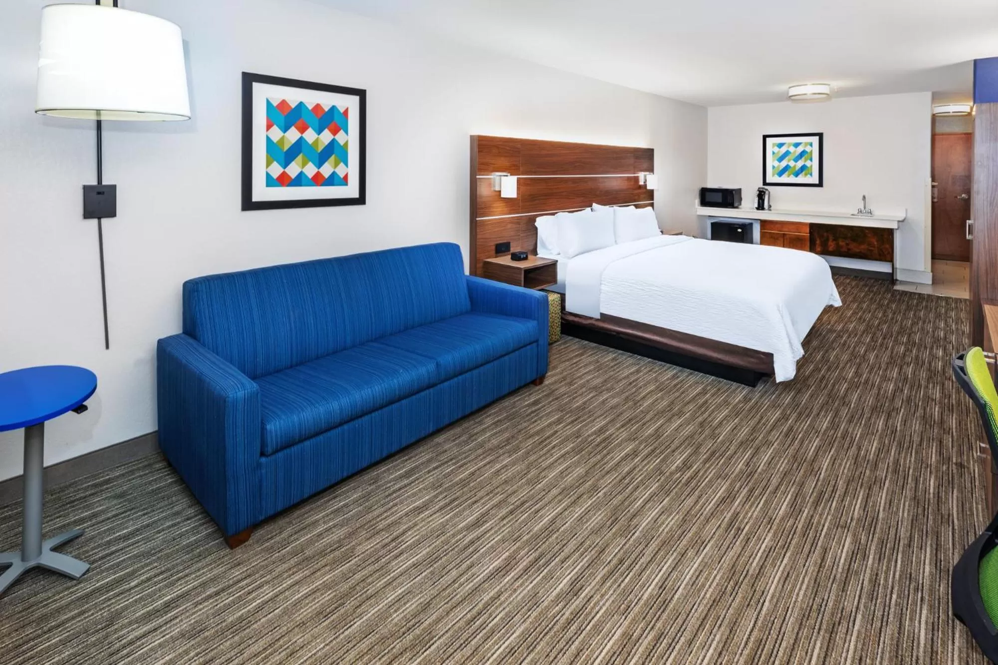 Facility for disabled guests, Bed in Holiday Inn Express & Suites Lafayette South by IHG