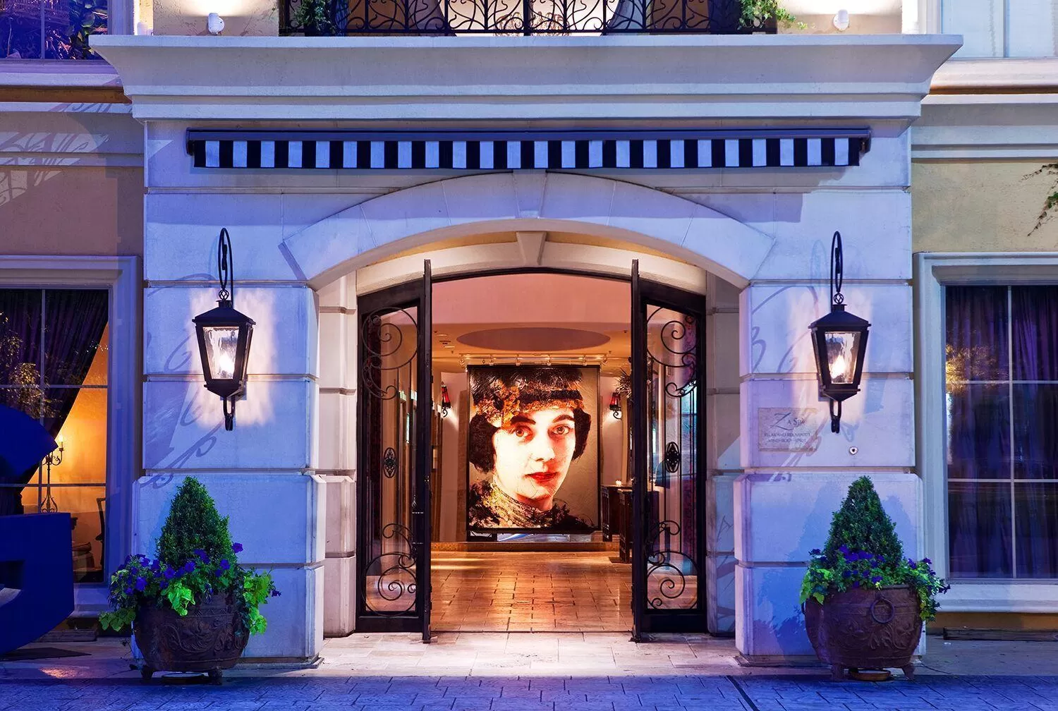 Property building in Hotel ZaZa Dallas