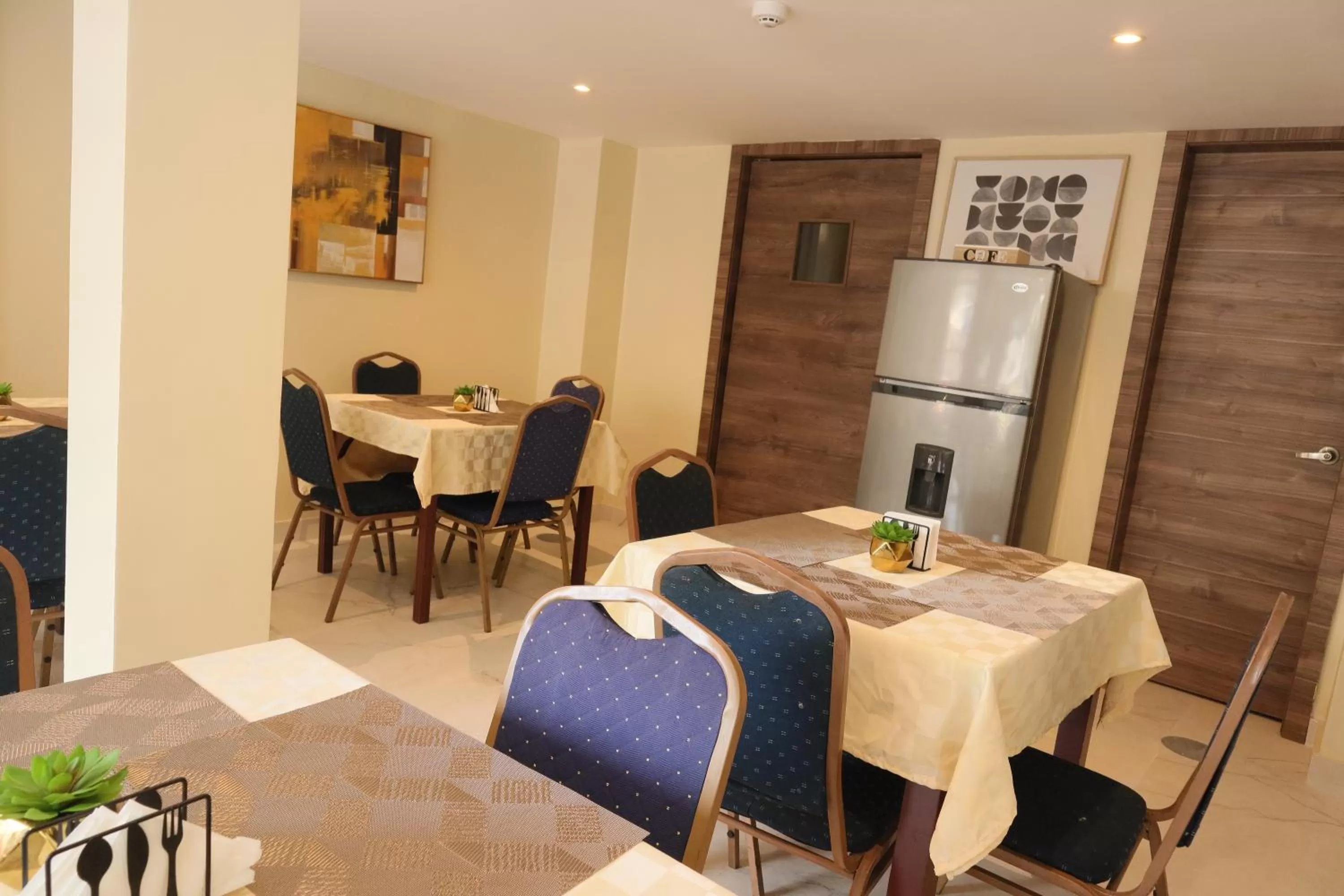 Dining area in Hotel Sada