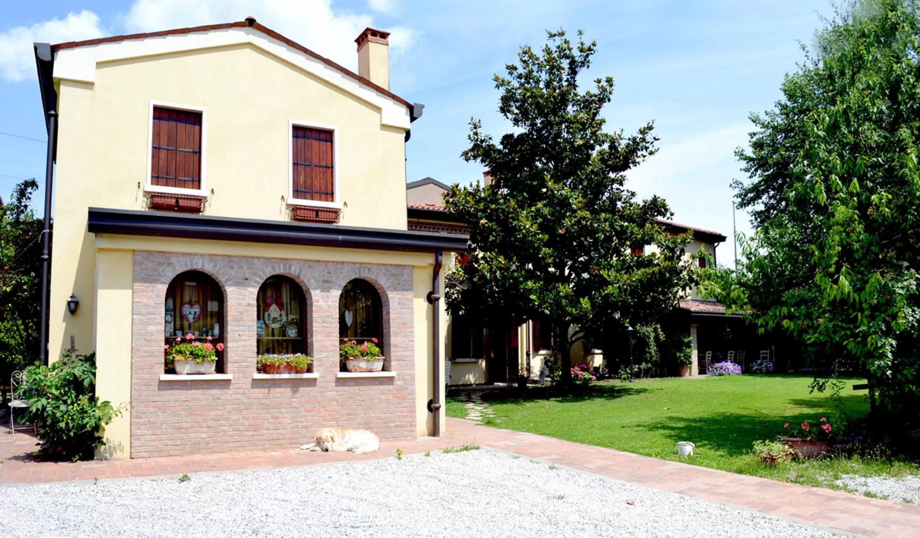 Property building in B&B Casa Camilla