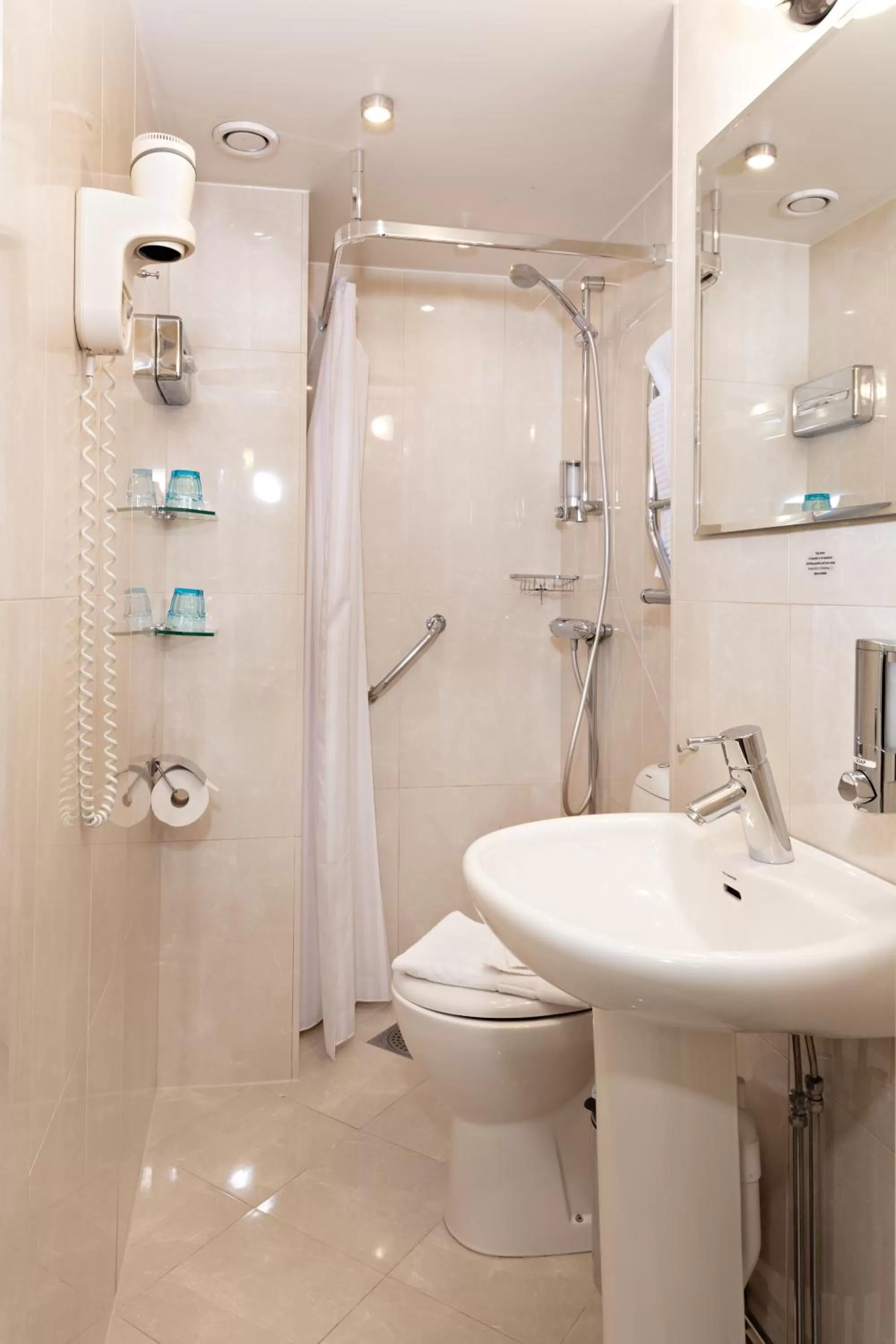 Bathroom in Center Hotel - Sure Hotel by Best Western