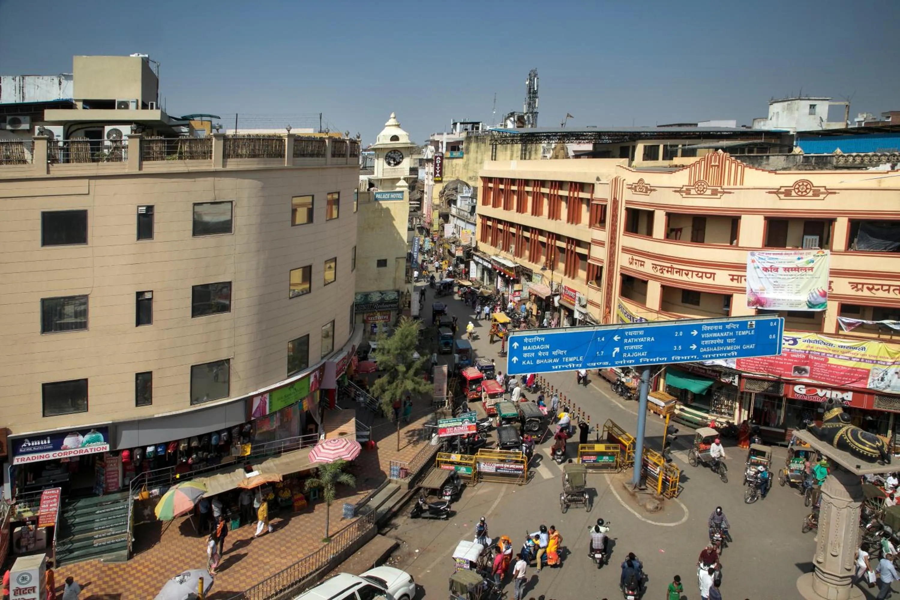 Property building in Hotel Ganges Grand - 600m from Kashi Vishwanath Temple