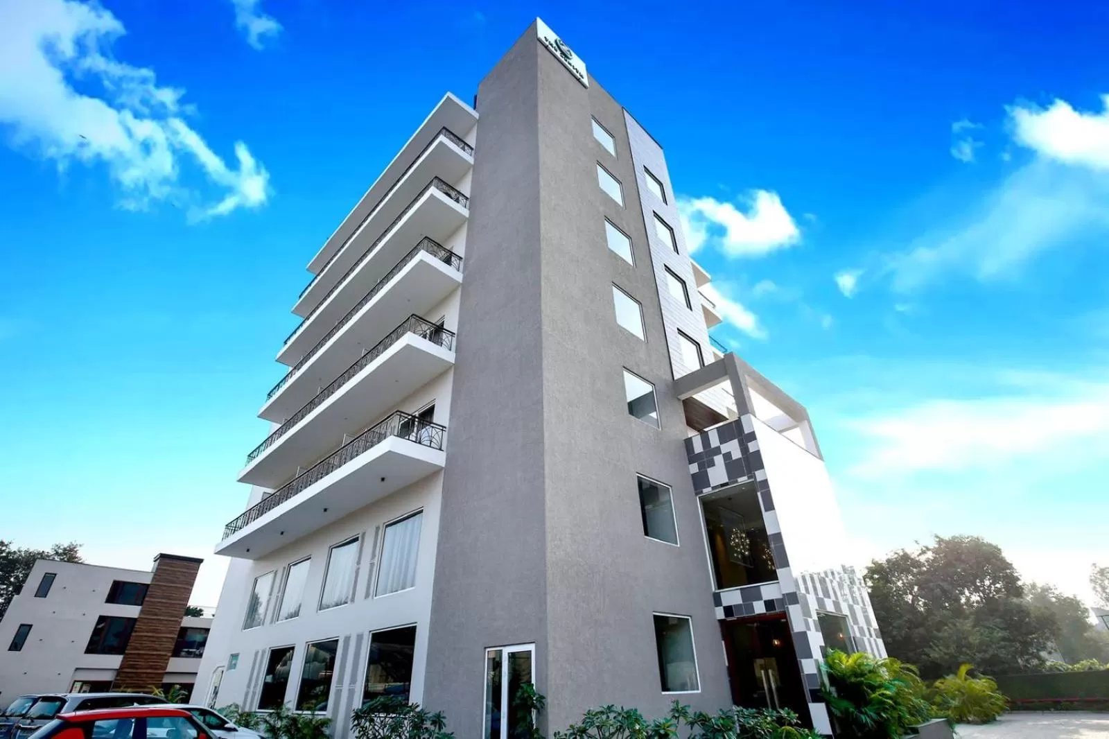 Property Building in The Zenith - A boutique hotel by Hot Millions