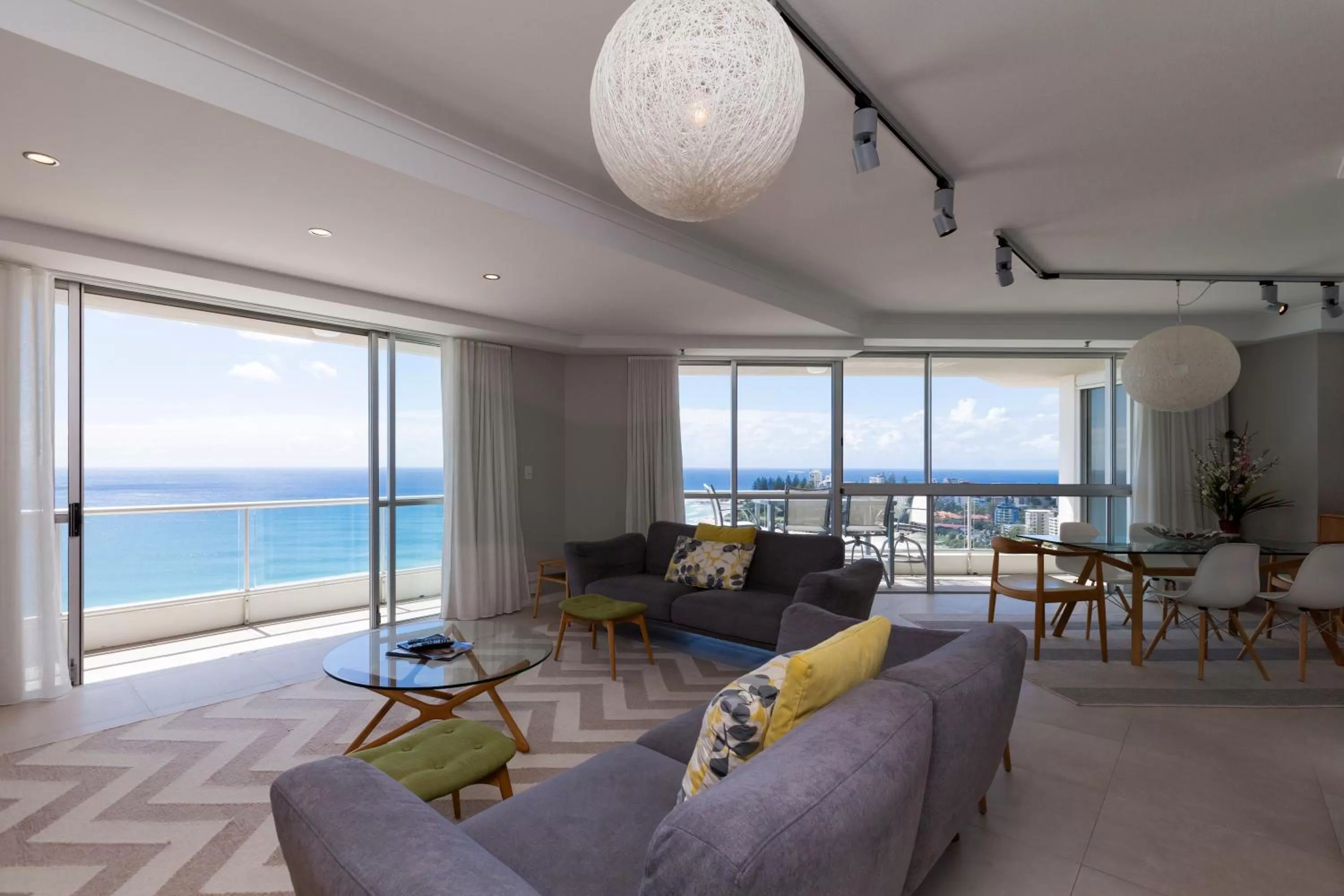 Communal lounge/ TV room in ULTIQA Points North