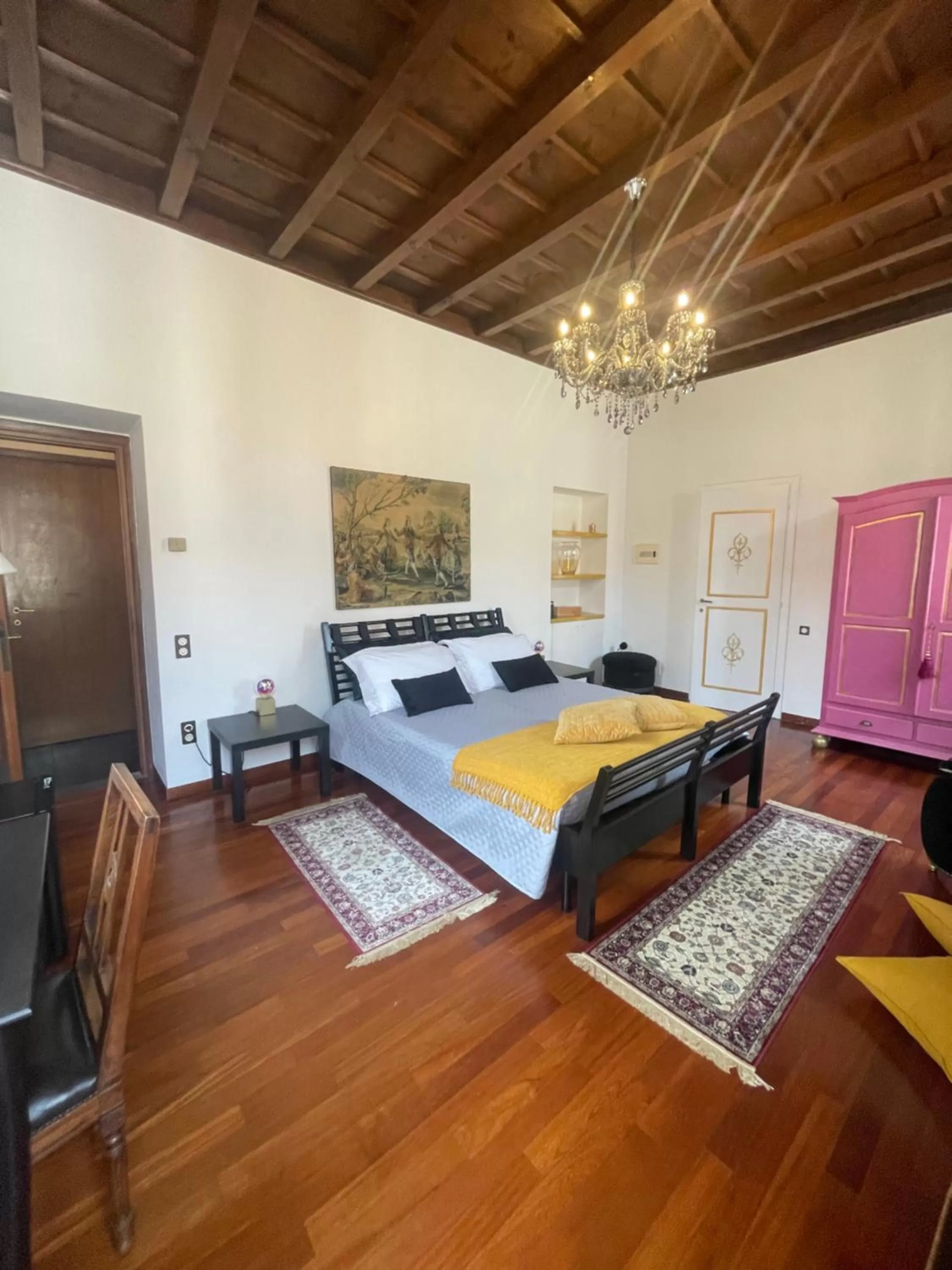 Bed in Villa Ghiringhelli