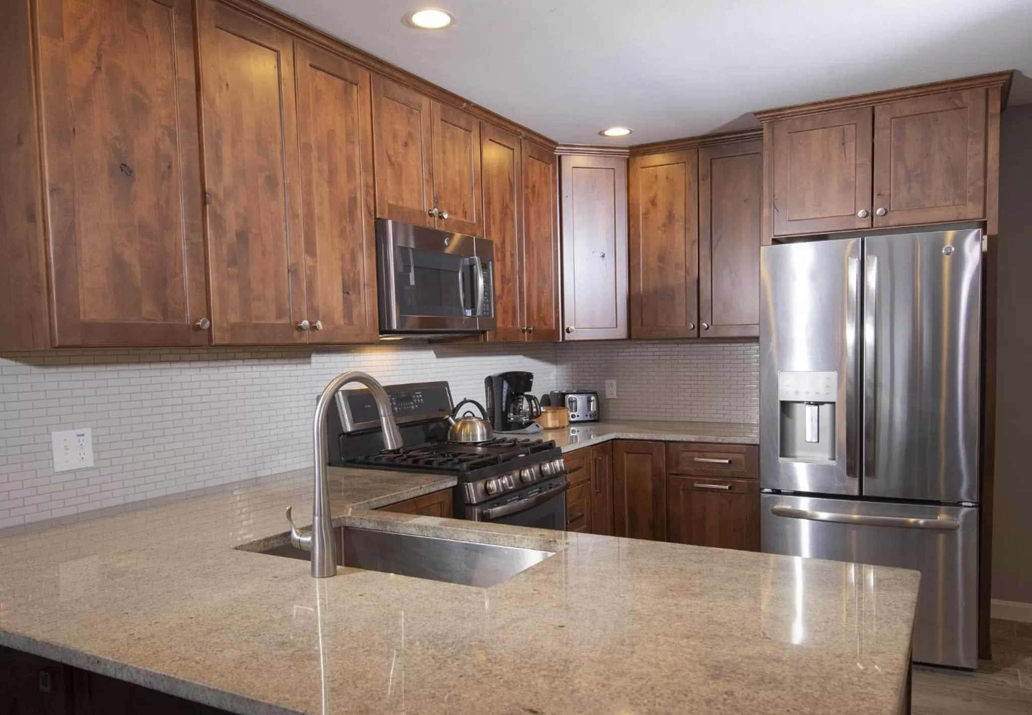 Kitchen or kitchenette in Winterplace on Okemo Mountain