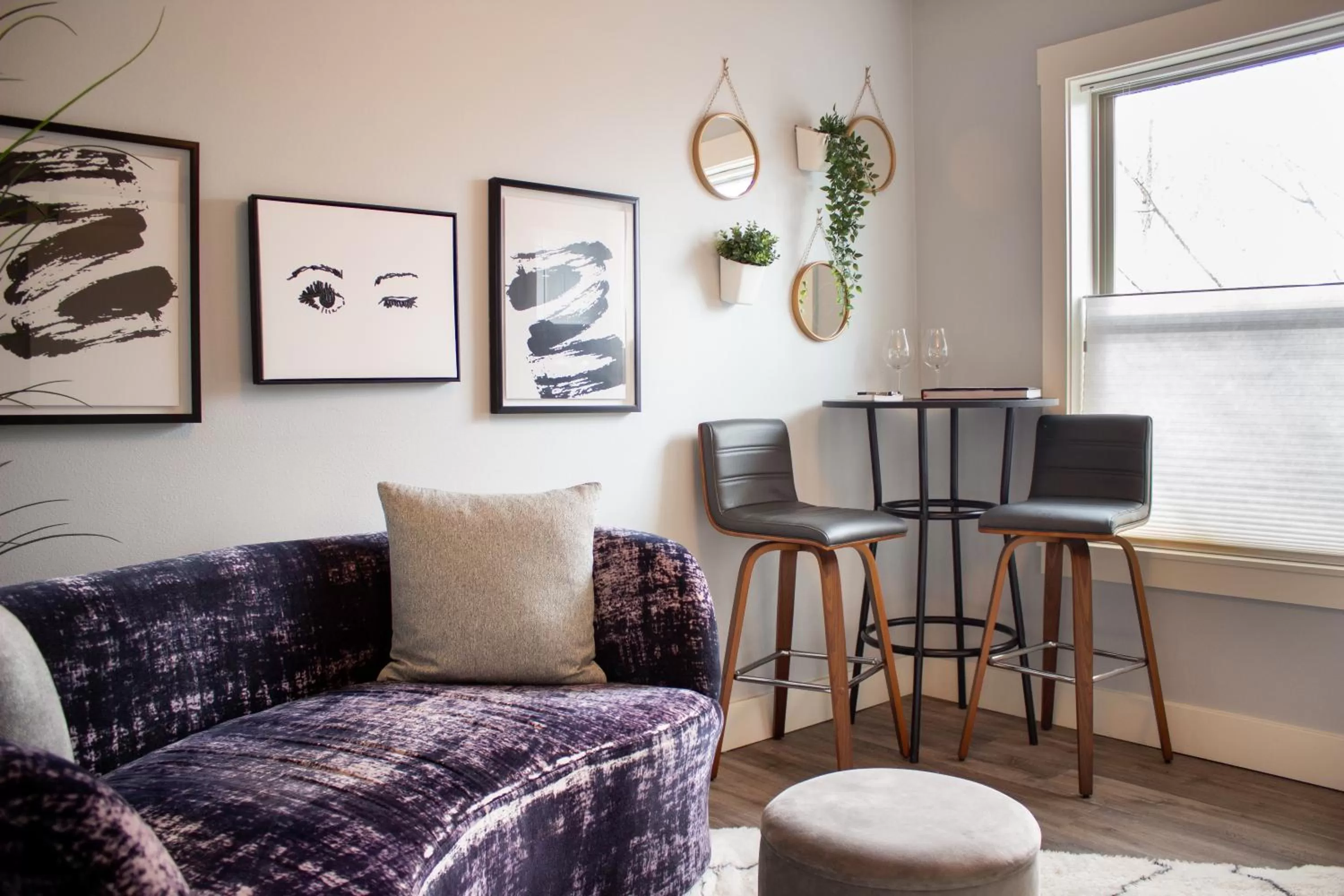 Living room, Seating Area in Douglas On Third