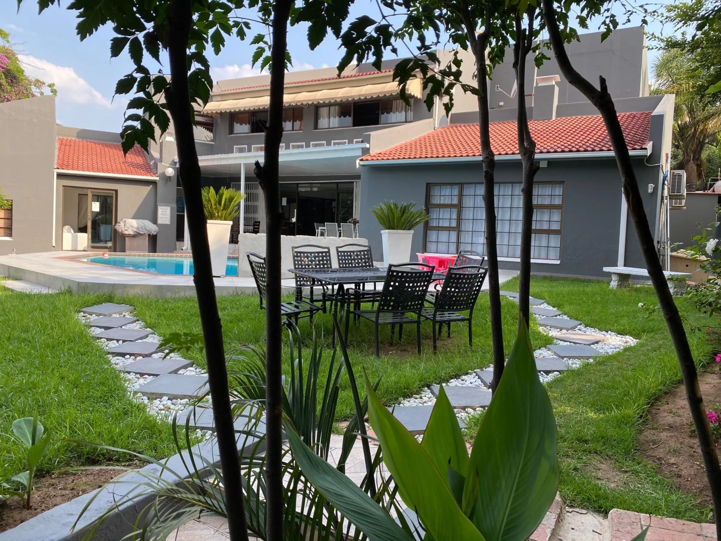 Garden in Marion Lodge