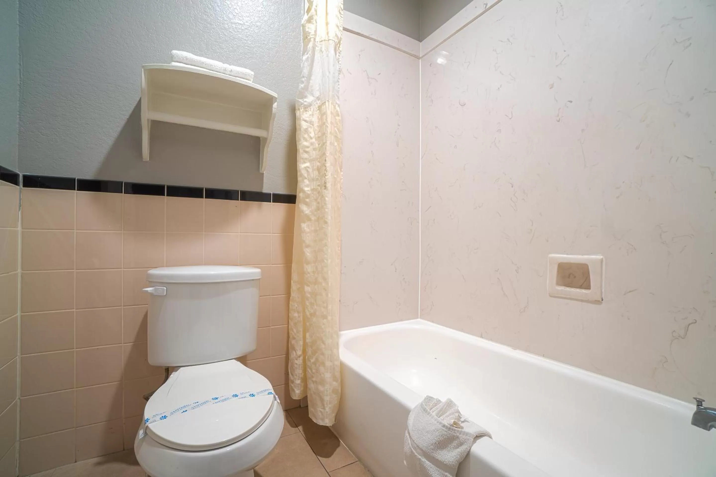 Bathroom in Hotel Bliss Kemah