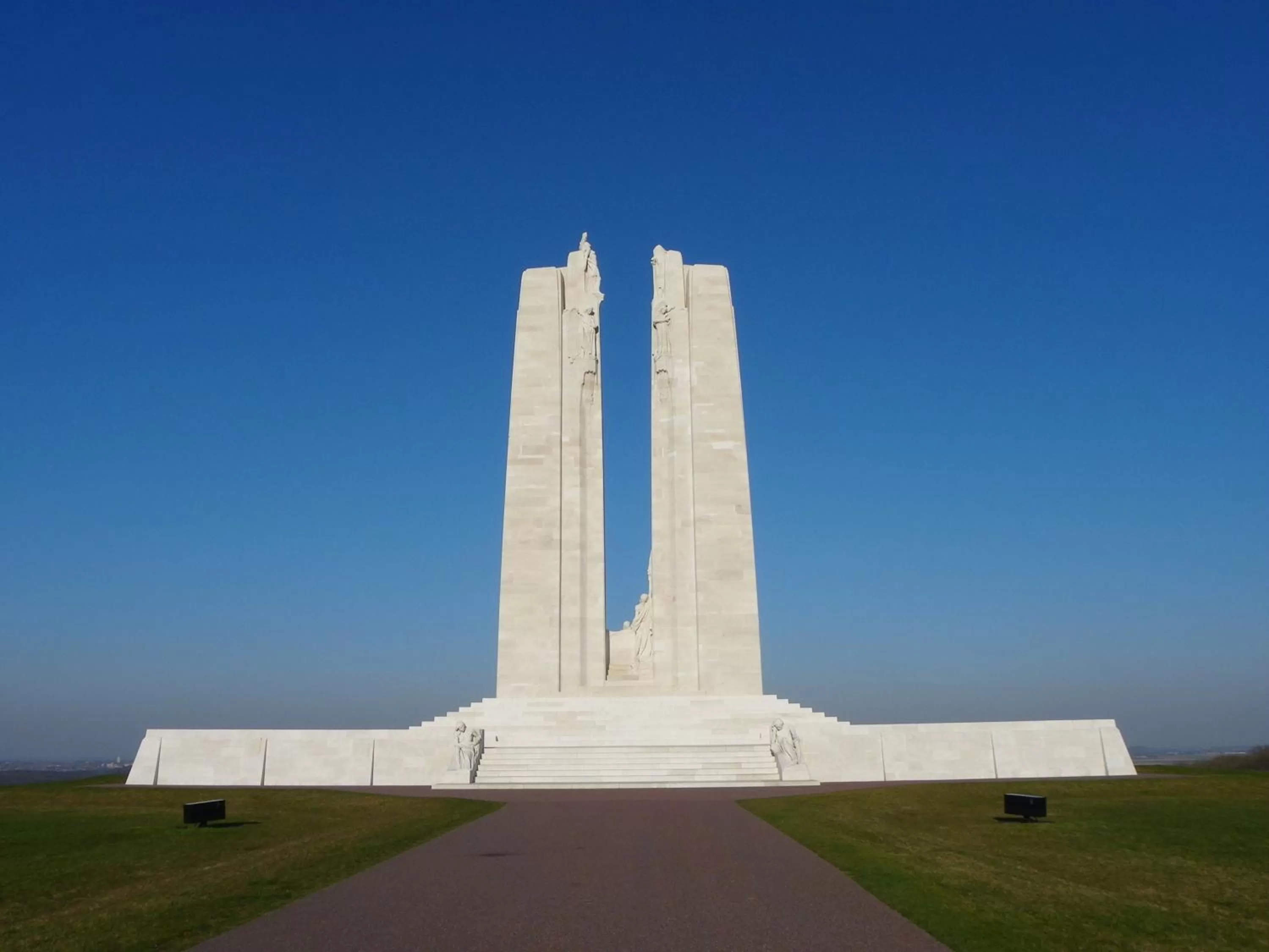 Area and facilities in Holiday Inn Express Arras by IHG