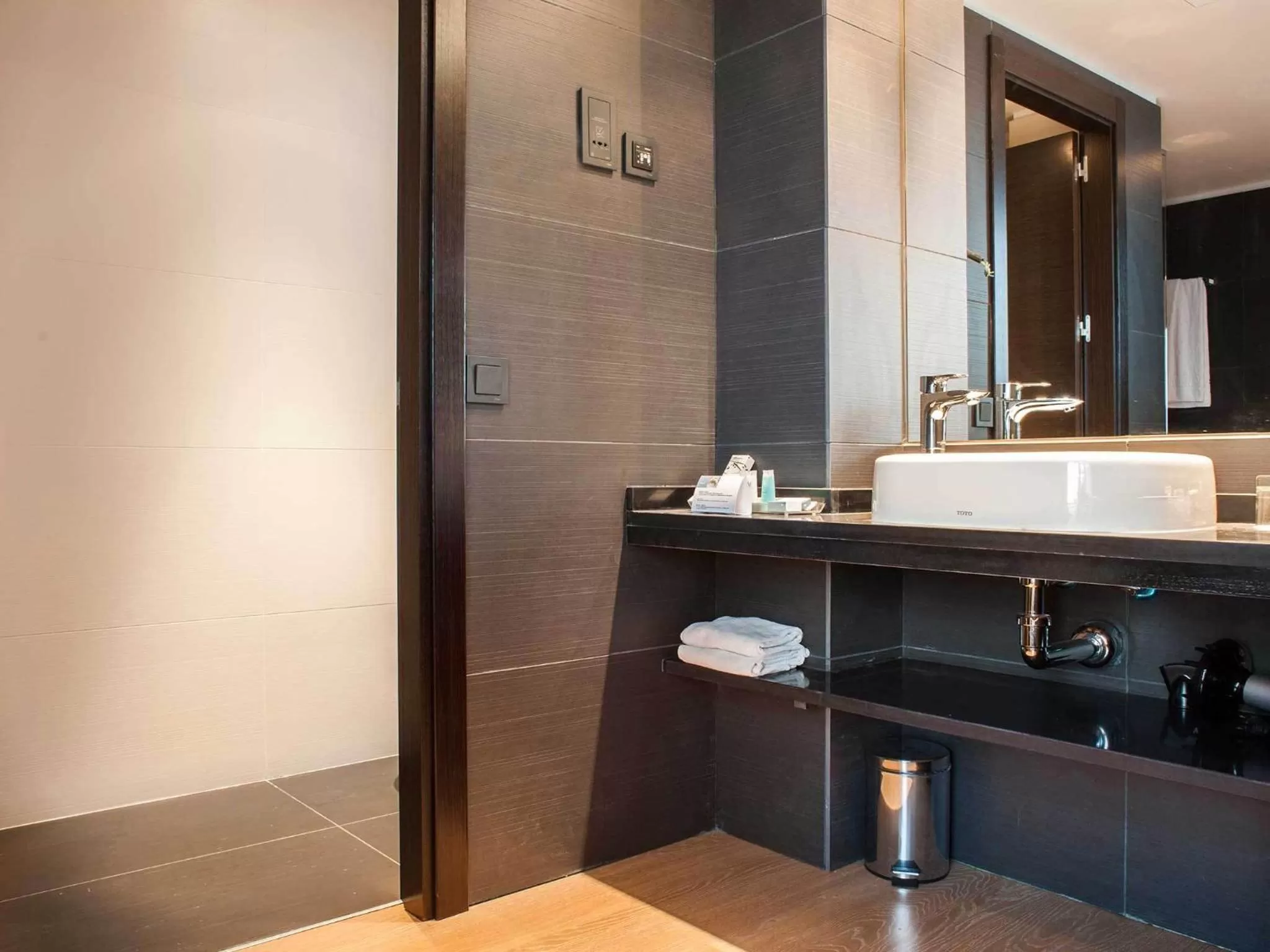 Bathroom in Exe Moncloa