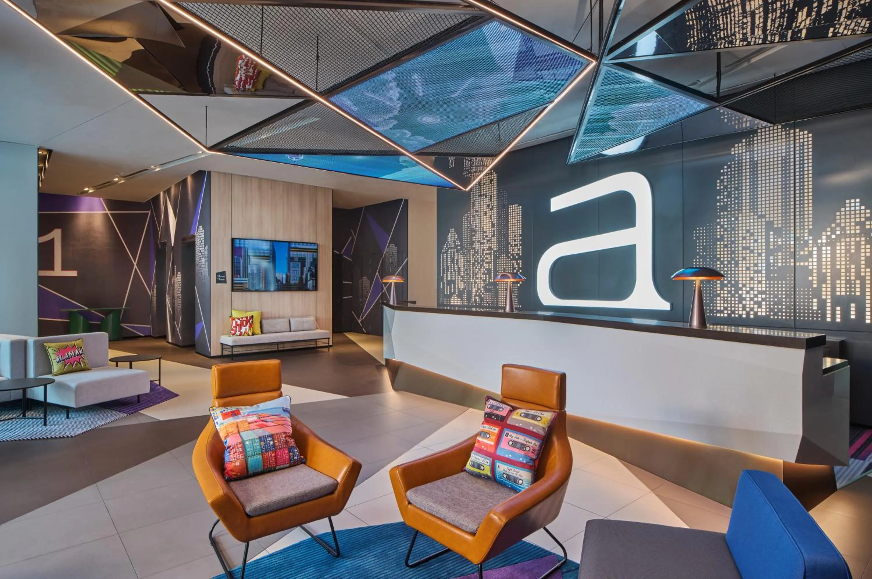 Lobby or reception in Aloft Singapore Novena