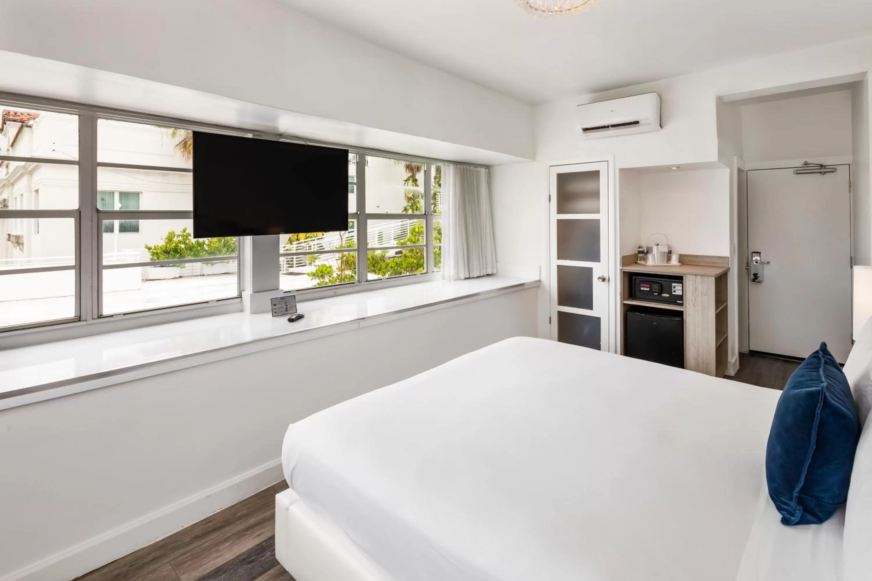 Bed in Penguin Hotel