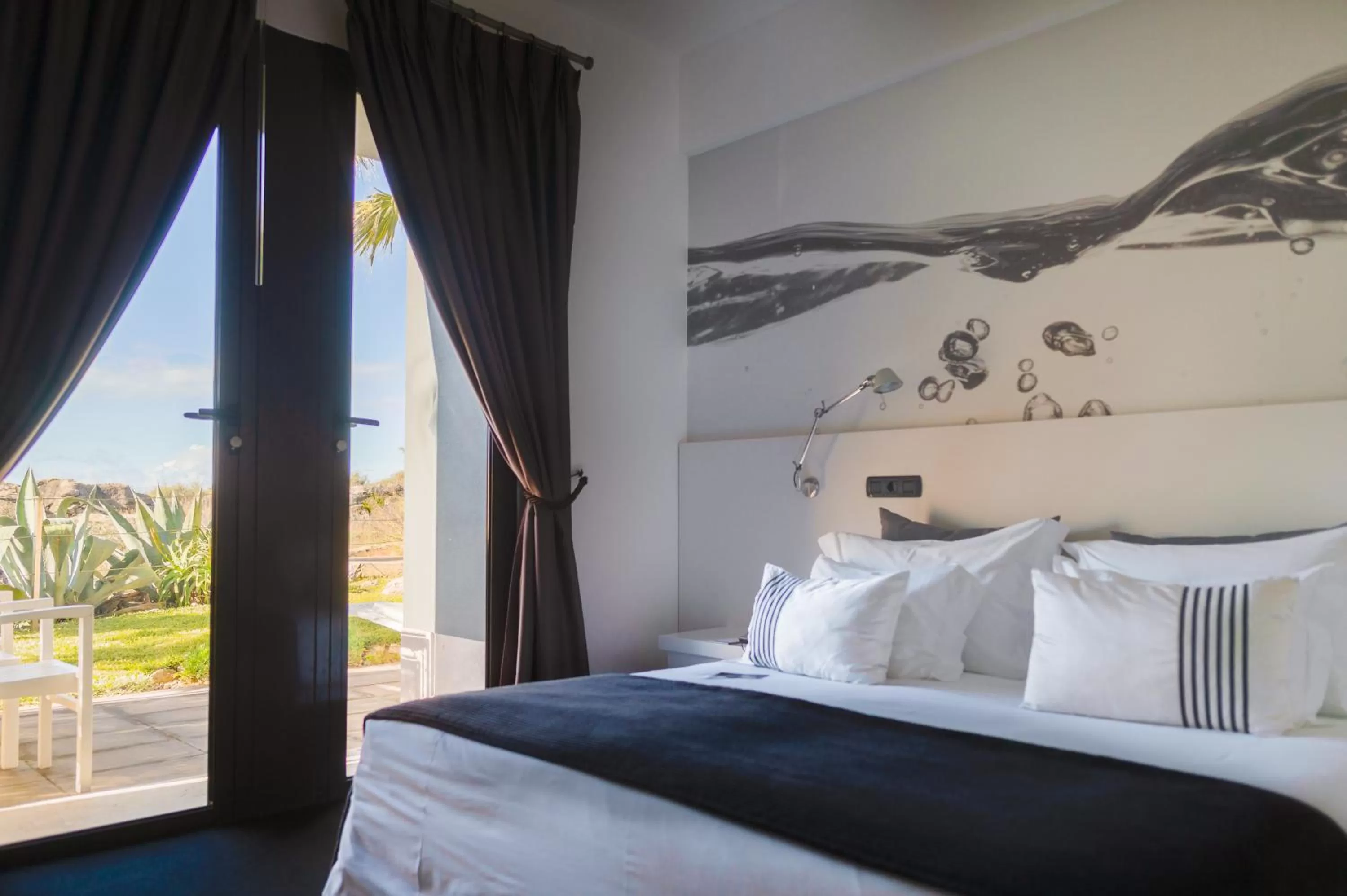 Double Room with Sea View in Farol Hotel
