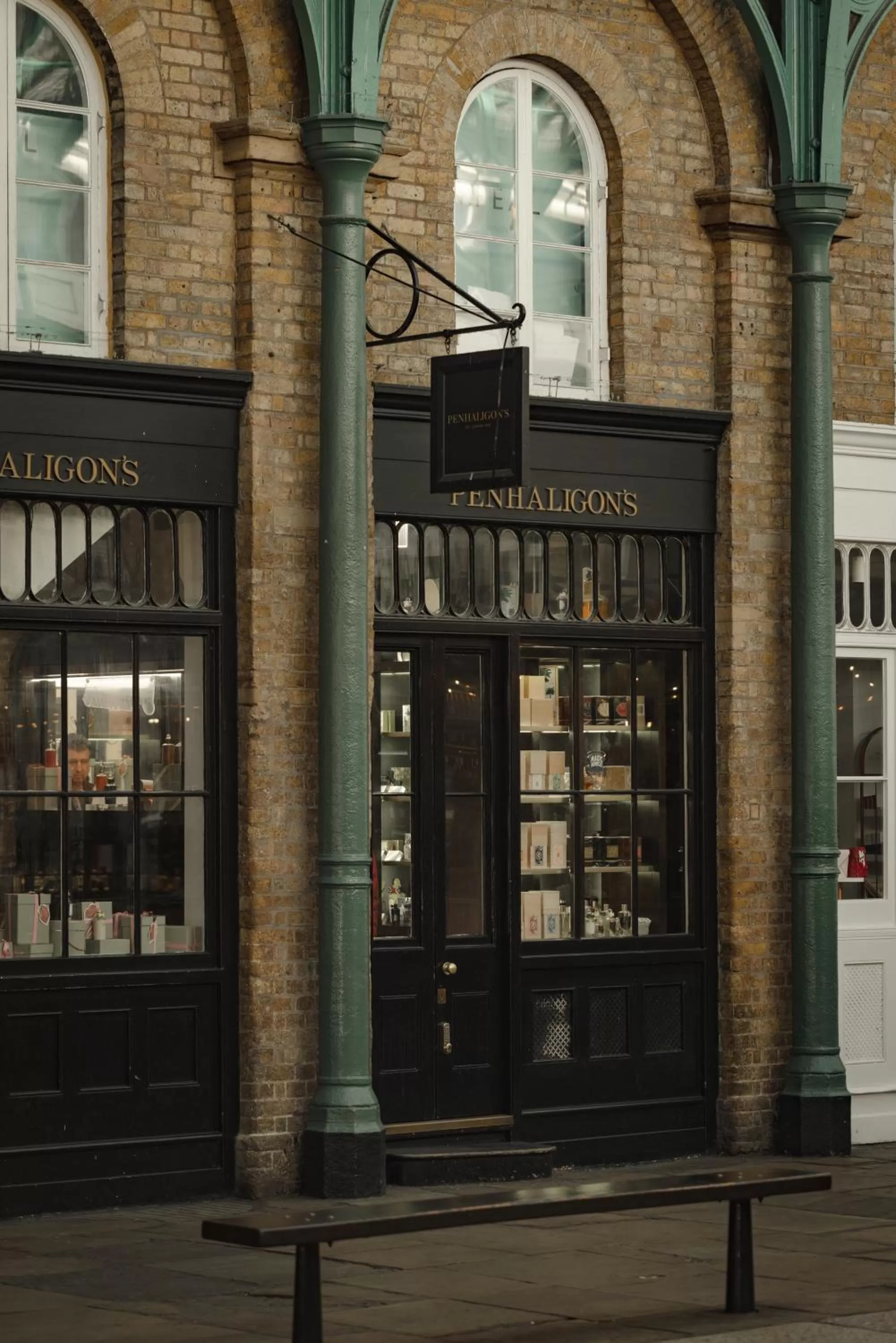 Shopping Area in L'oscar London