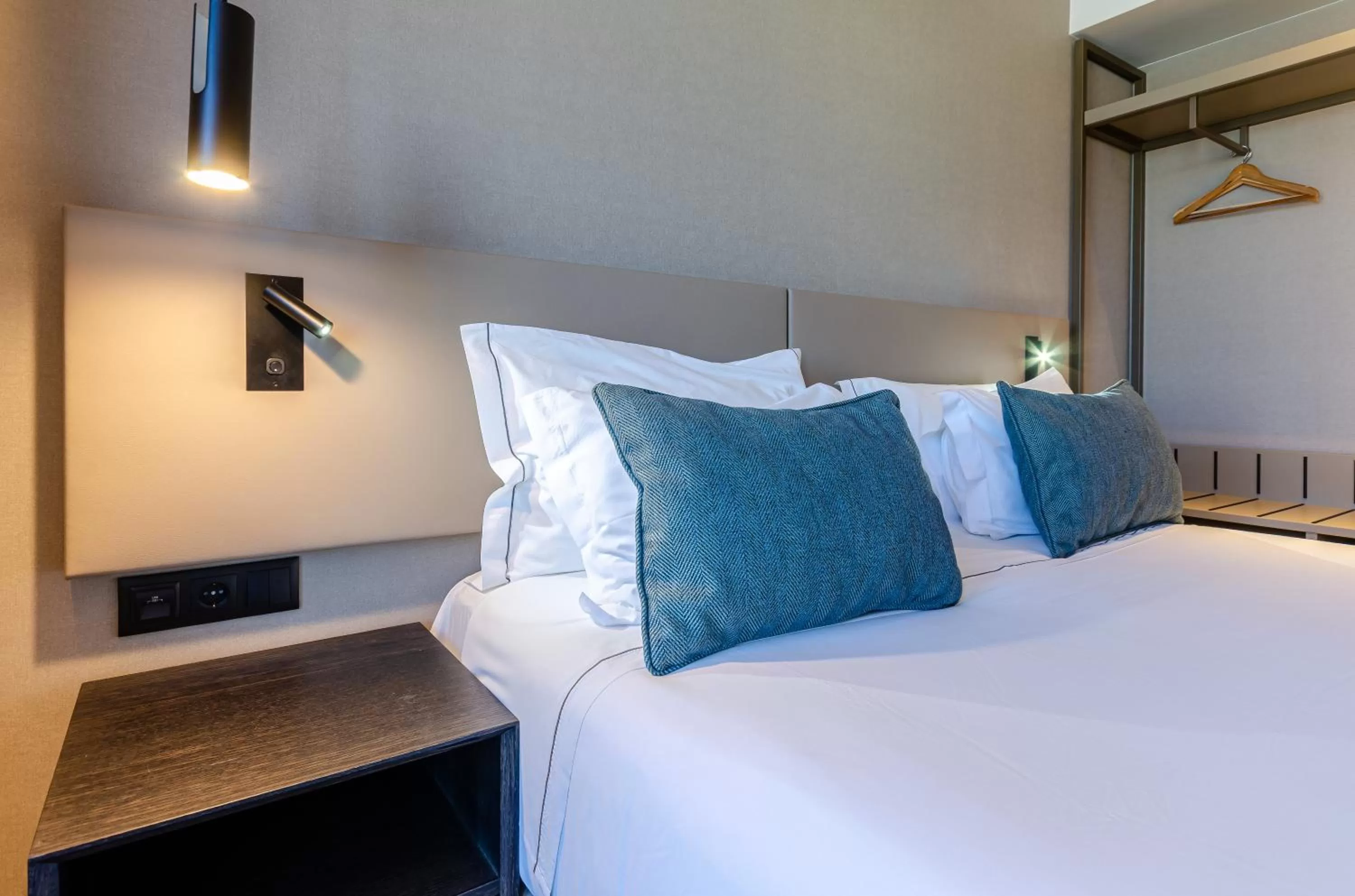 Bed in OMID Saldanha Hotel