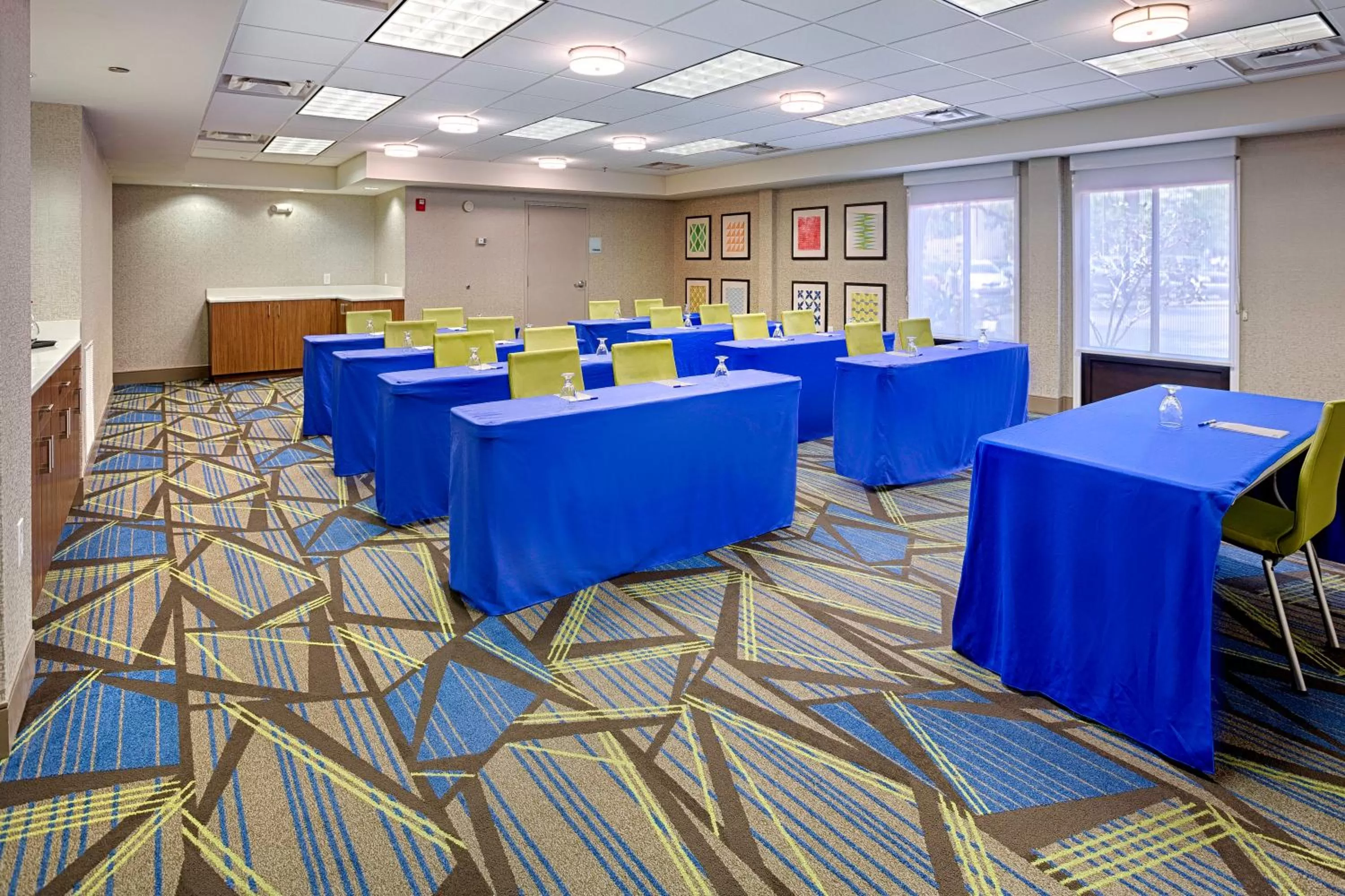 Meeting/conference room in Holiday Inn Express Hotel & Suites Jacksonville-South by IHG