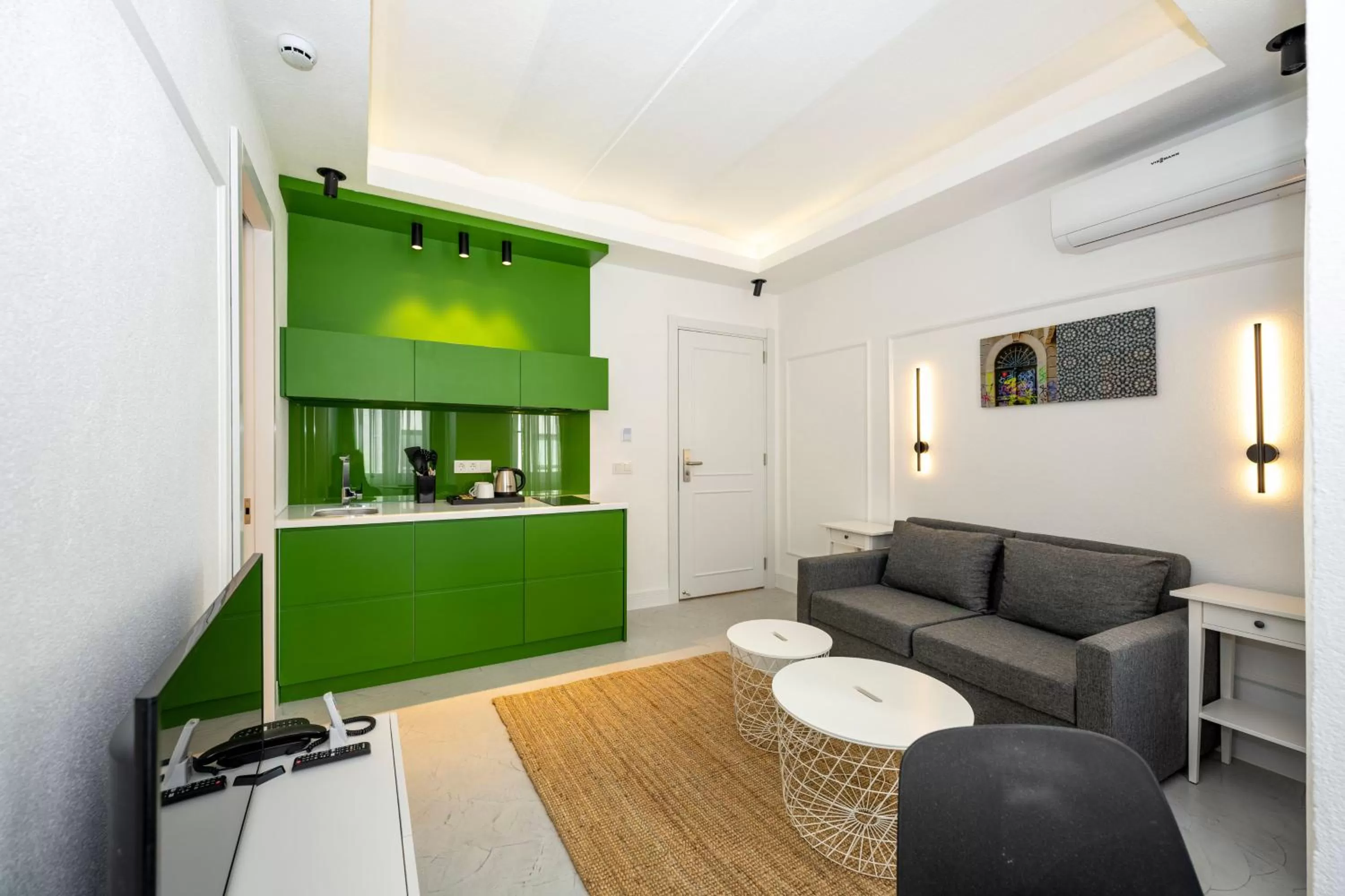 Seating area in Juno Hotel Taksim