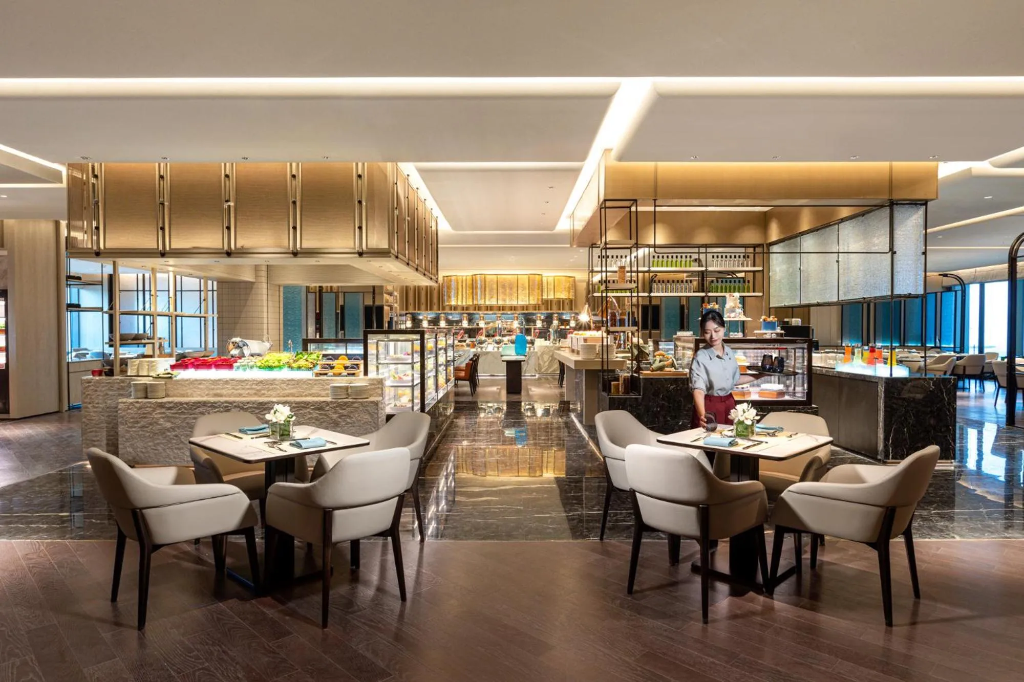 Restaurant/places to eat in HUALUXE Shanghai Changfeng Park by IHG