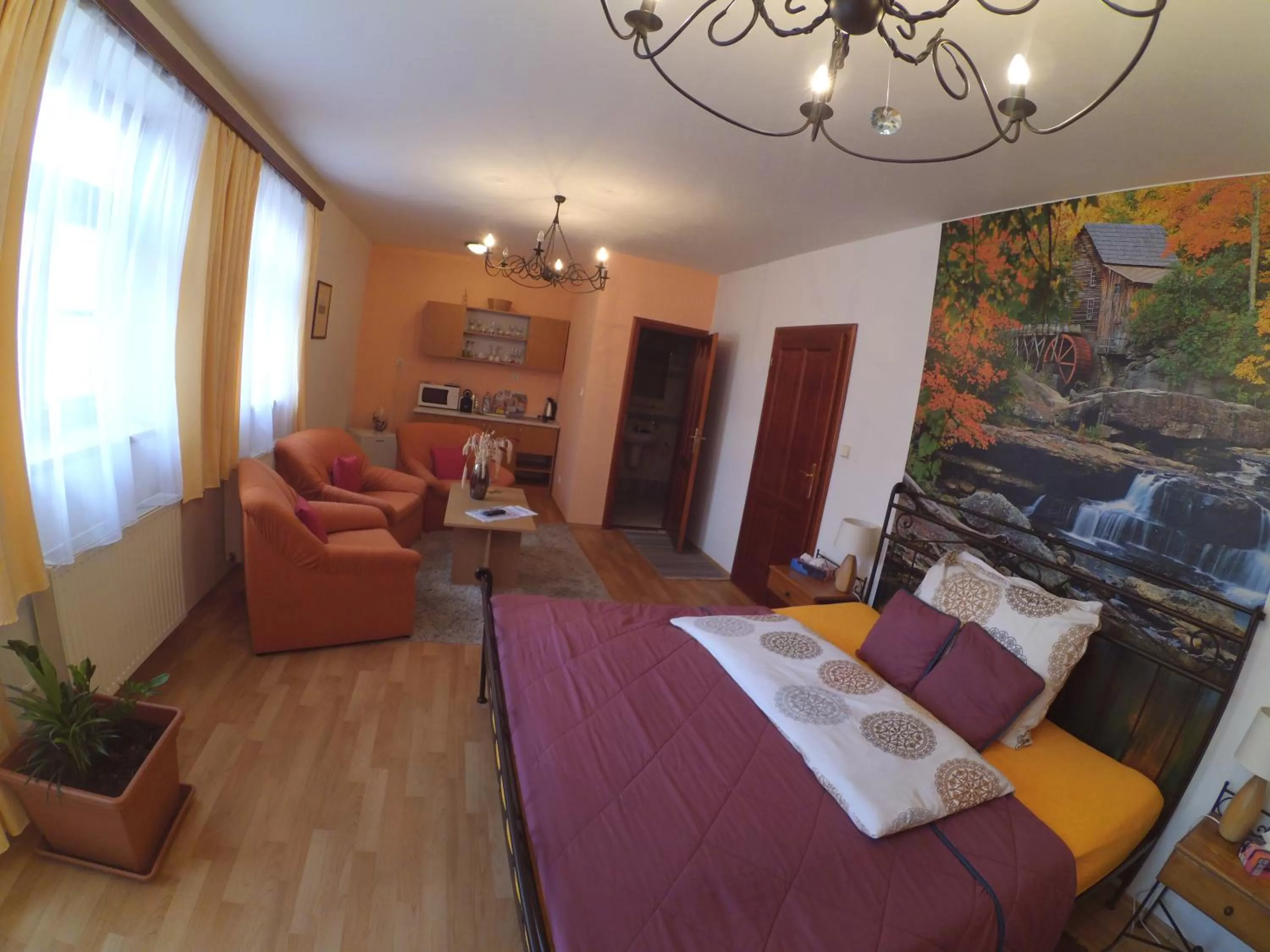 Photo of the whole room, Bed in Hotel Atrium