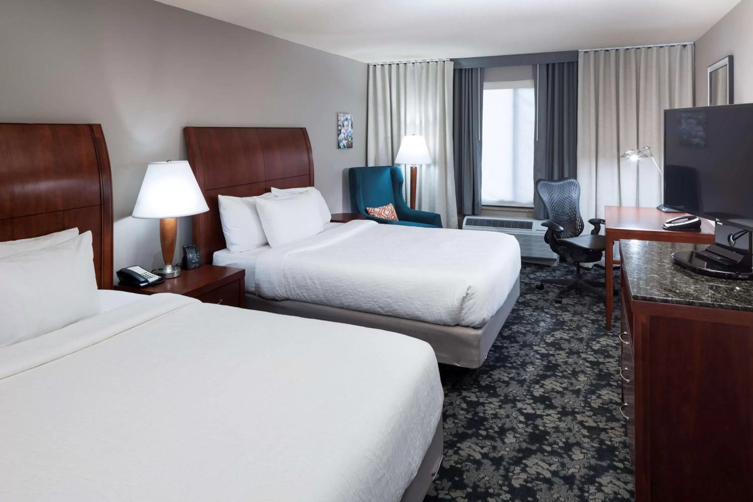 Bed in Hilton Garden Inn Austin North