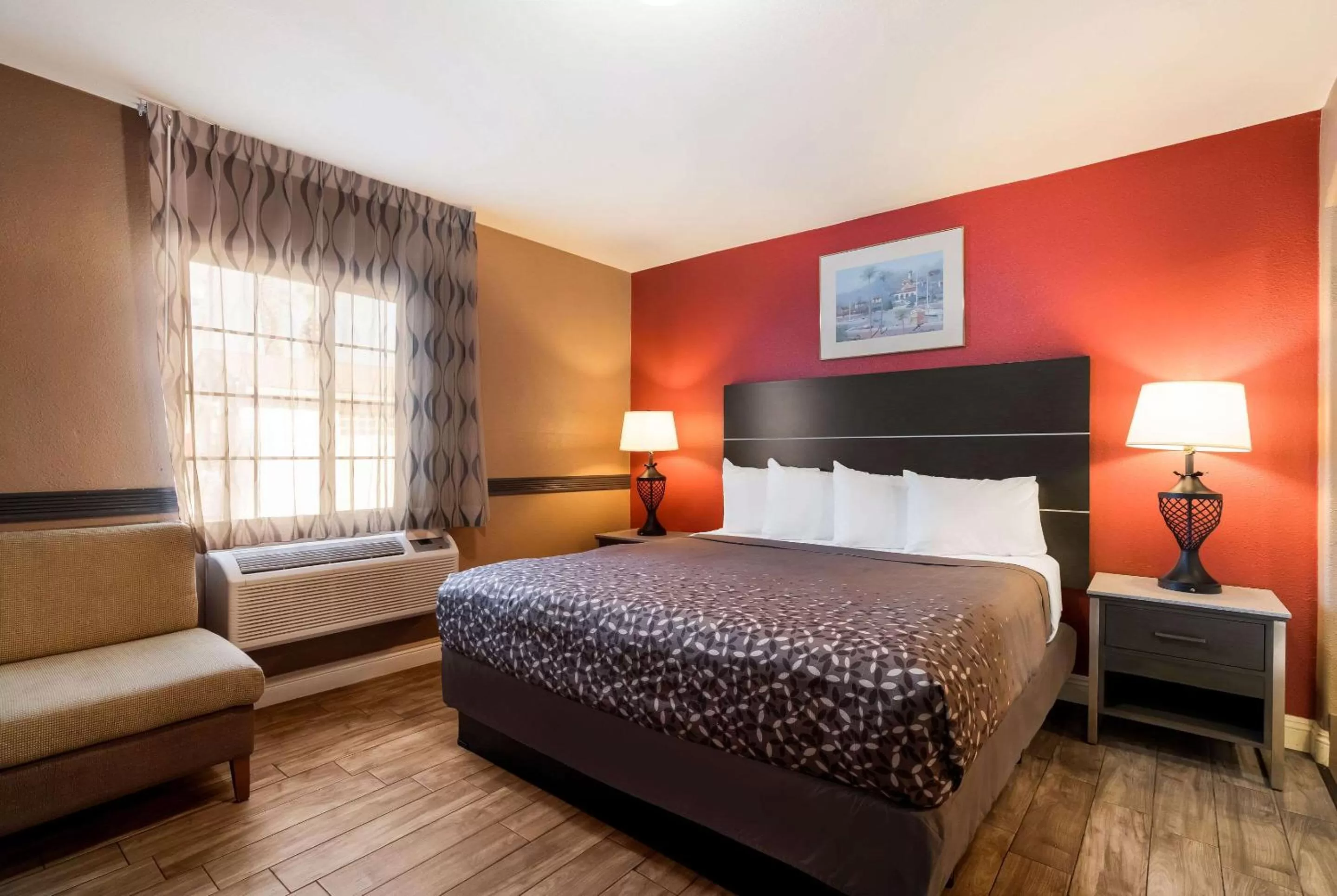 Bed in Rodeway Inn near Coachella