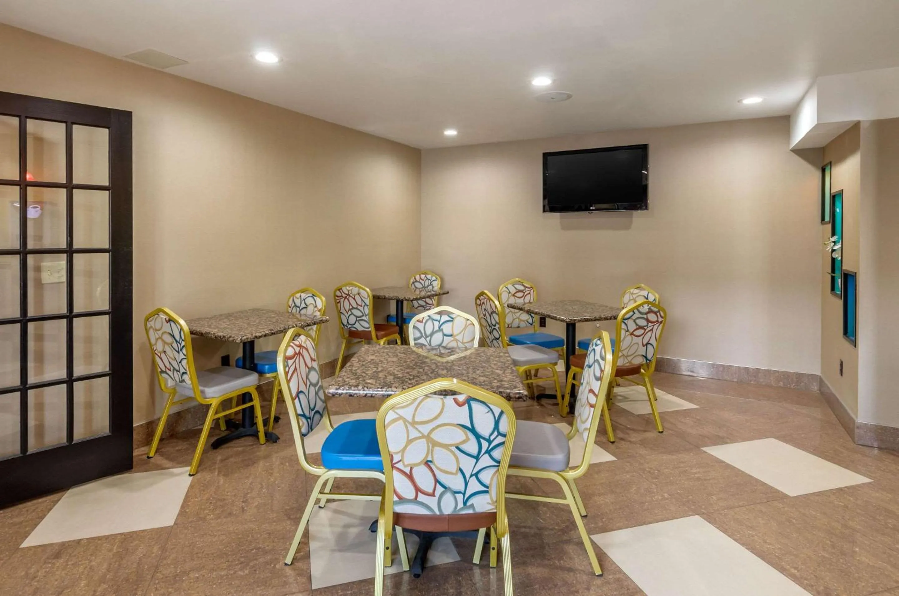 Restaurant/places to eat in Quality Inn Covington Downtown