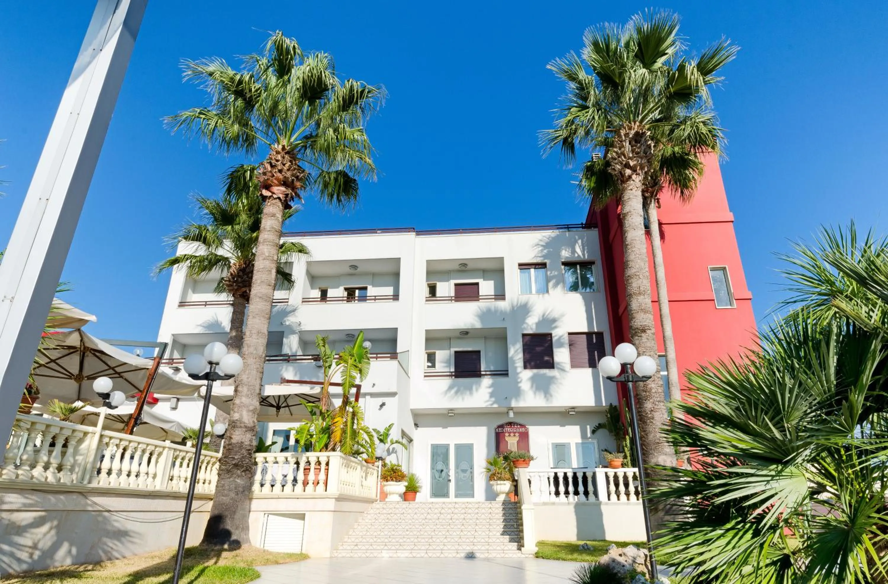Property building in Hotel Mediterraneo